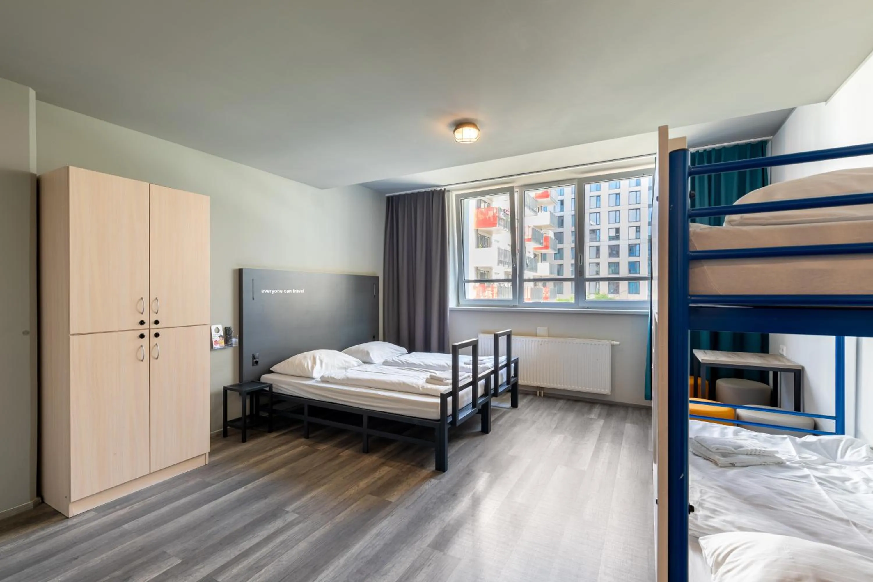 Photo of the whole room, Bed in a&o Wien Hauptbahnhof