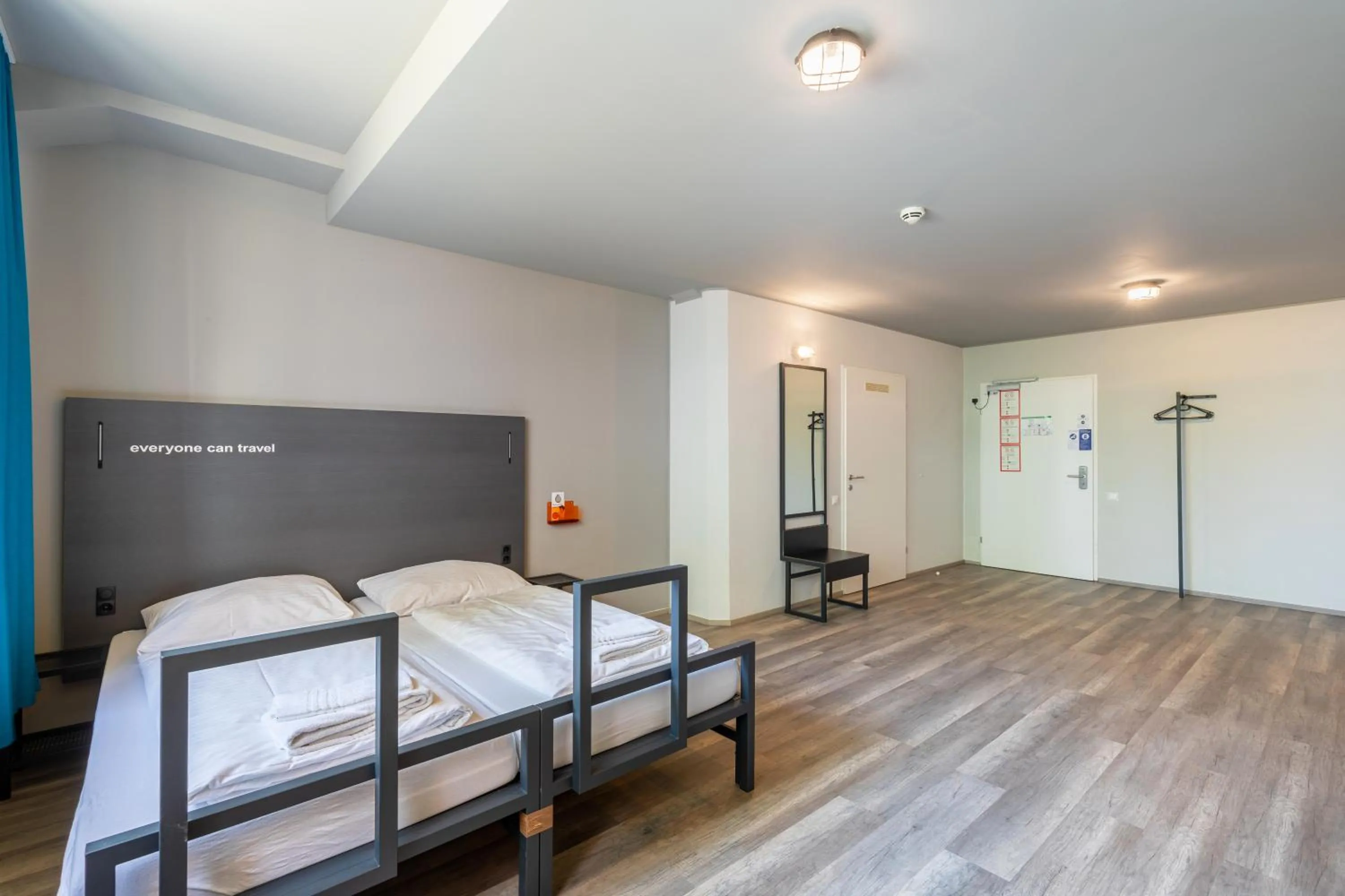 Photo of the whole room, Bed in a&o Wien Hauptbahnhof