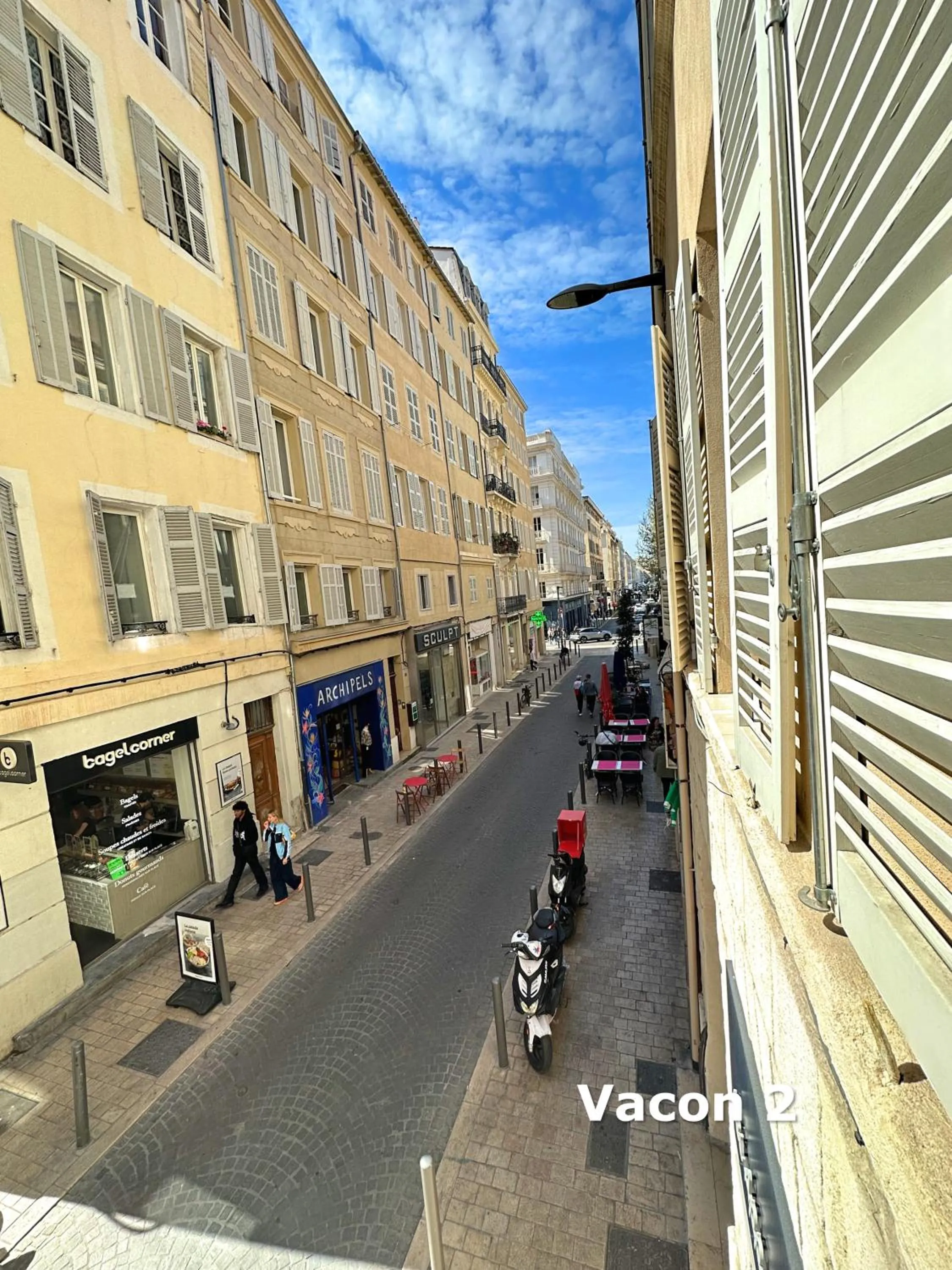 Street view in Les Appartements du Vieux Port