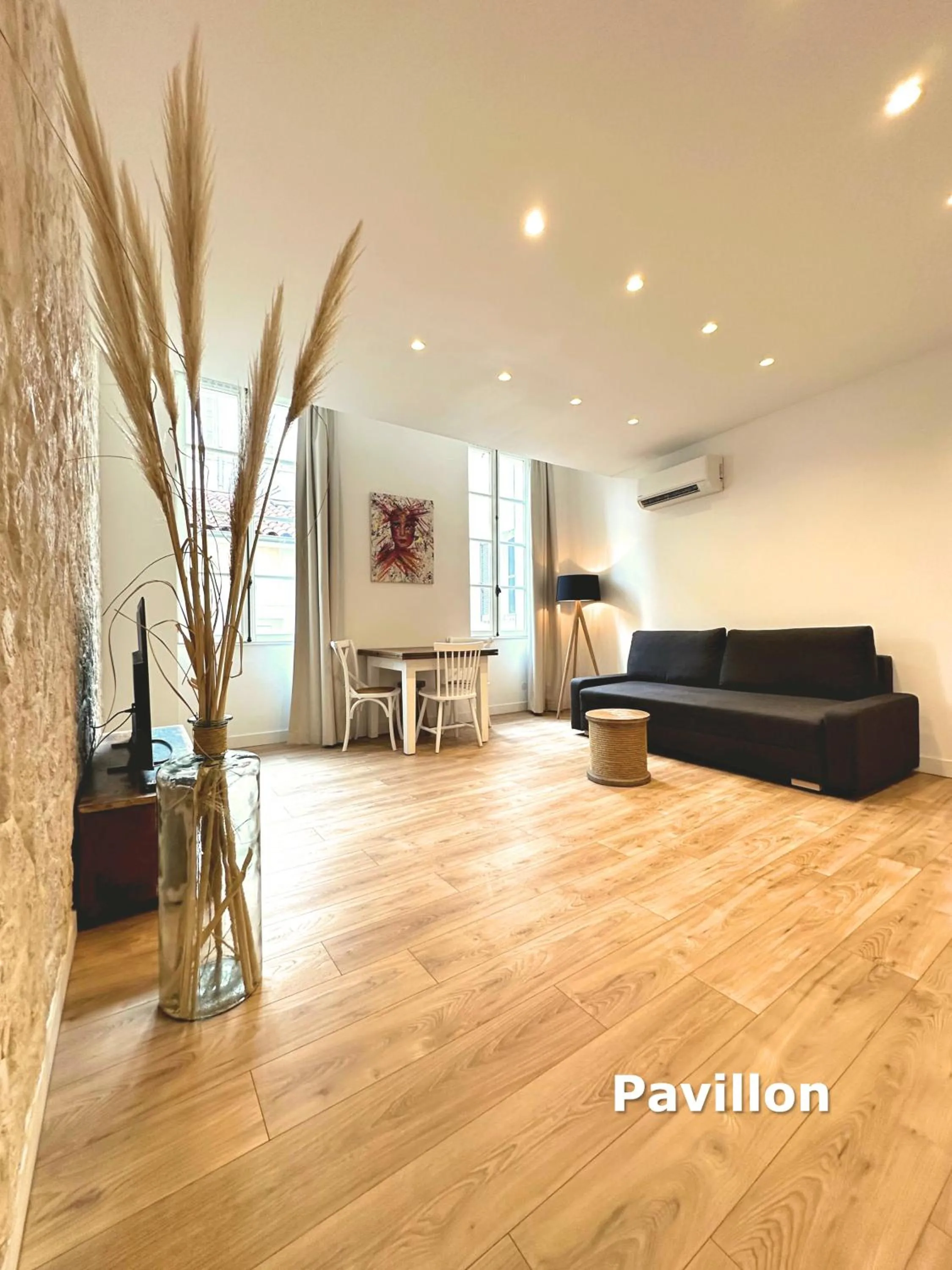 Seating area in Les Appartements du Vieux Port