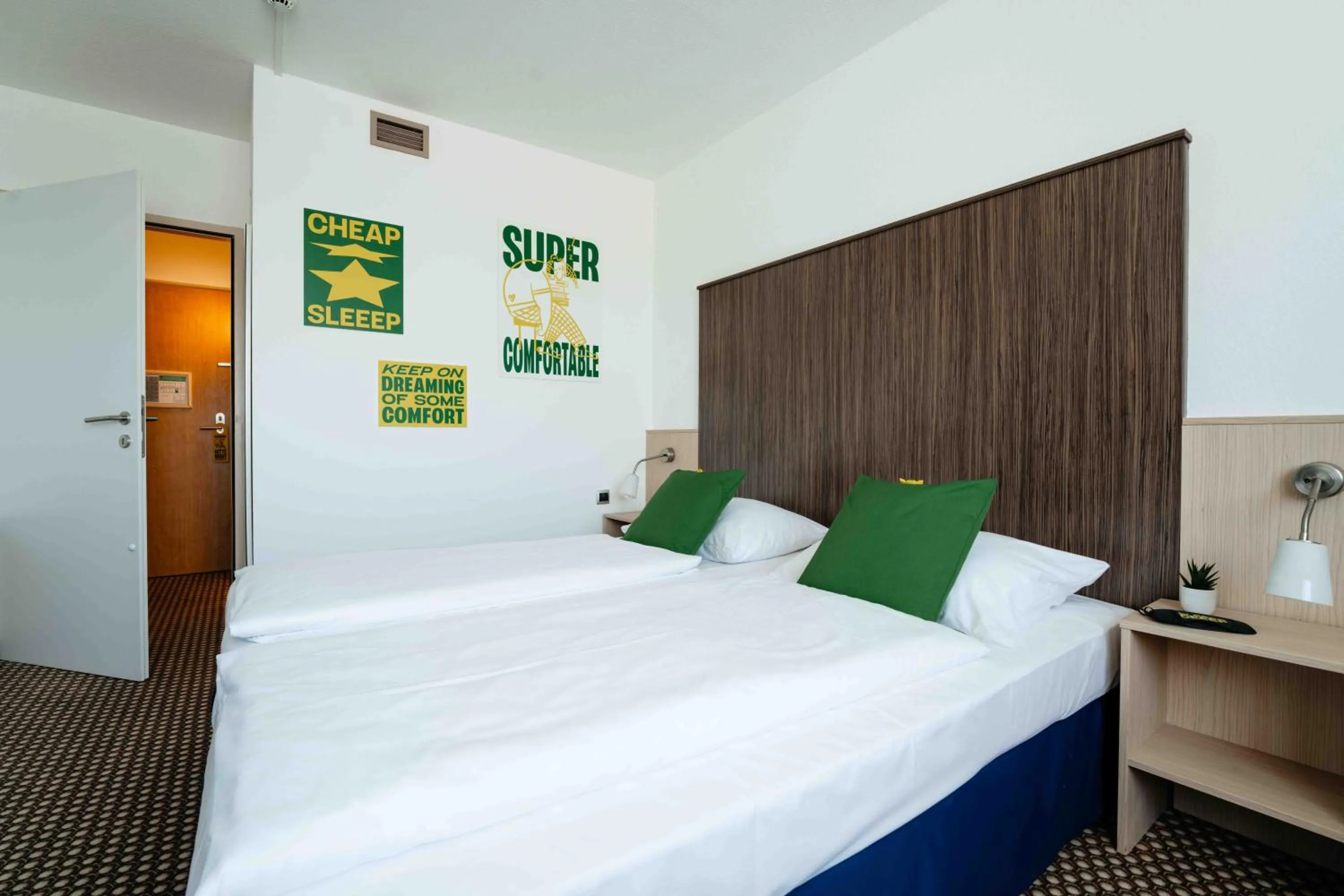 SLEEEP Hotel Vösendorf