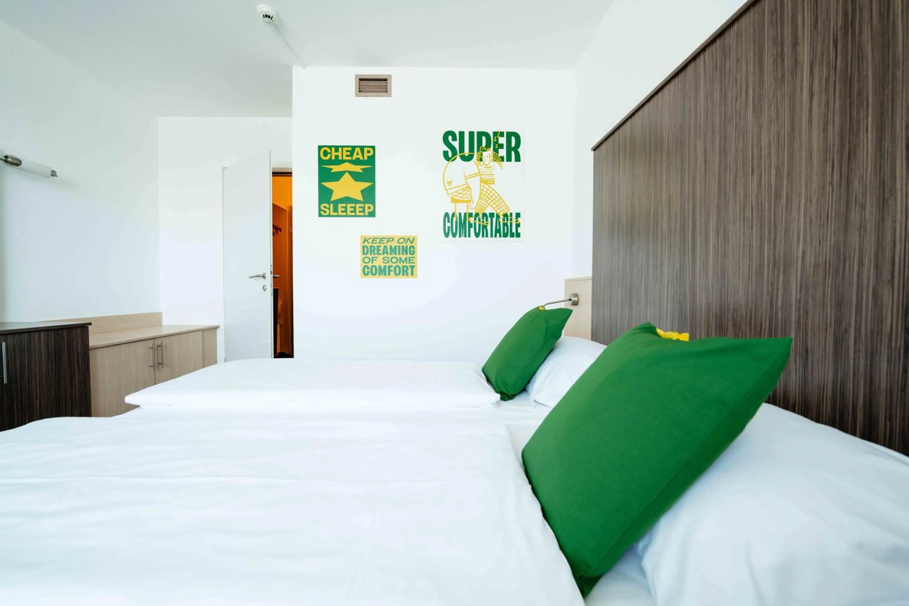 Bed in Best Western Smart Hotel