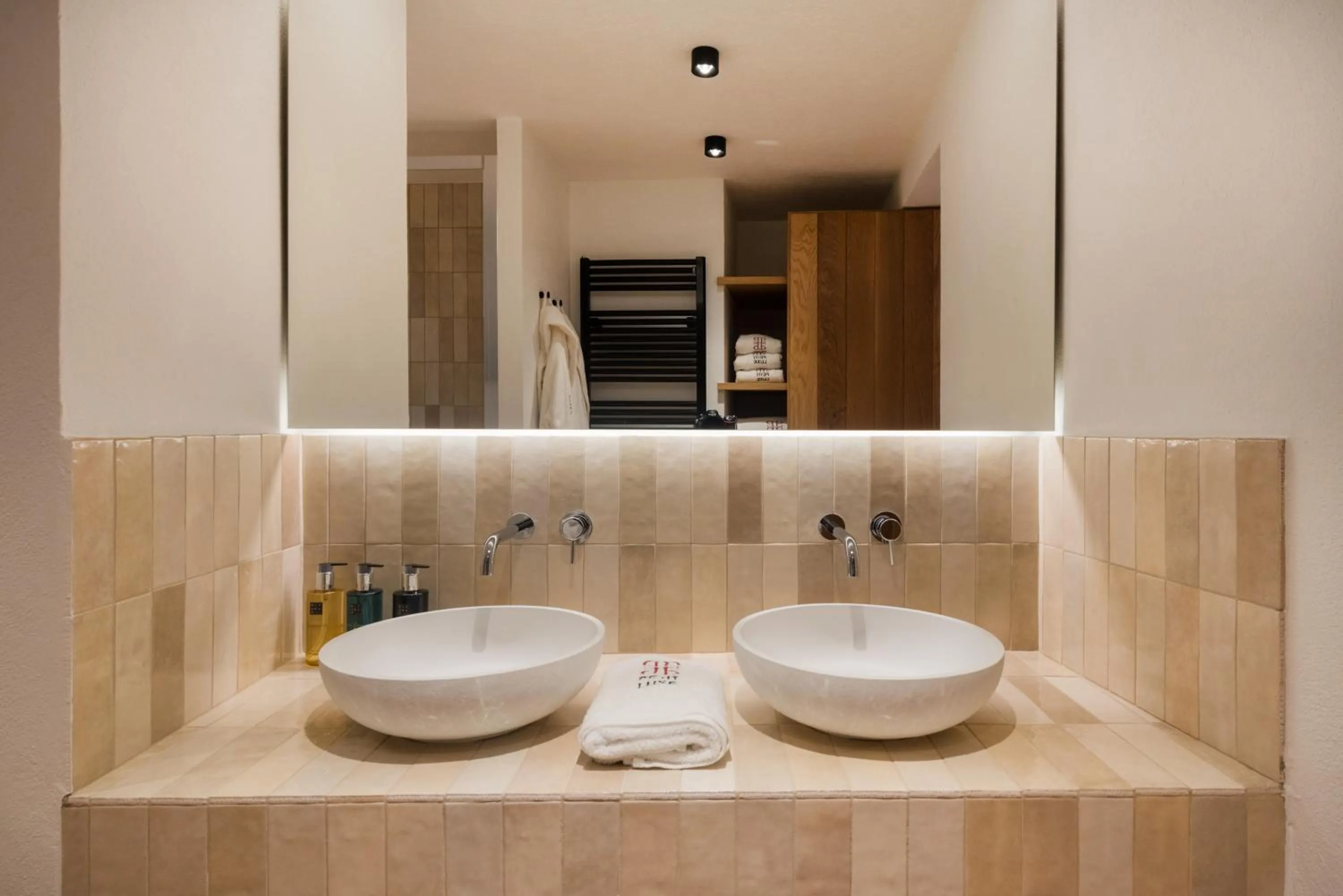 Bathroom in La Piconera (Petit Luxe)