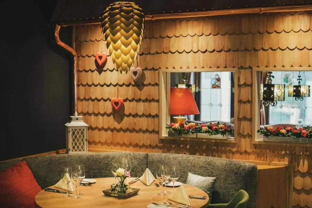 Restaurant/places to eat in Hotel Ochsen