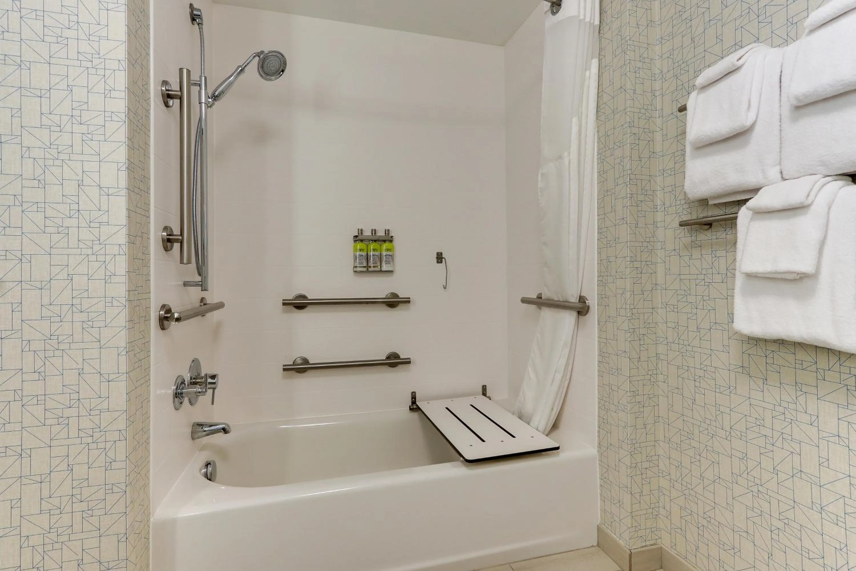 Bathroom in Holiday Inn Express & Suites - Saugerties - Hudson Valley by IHG