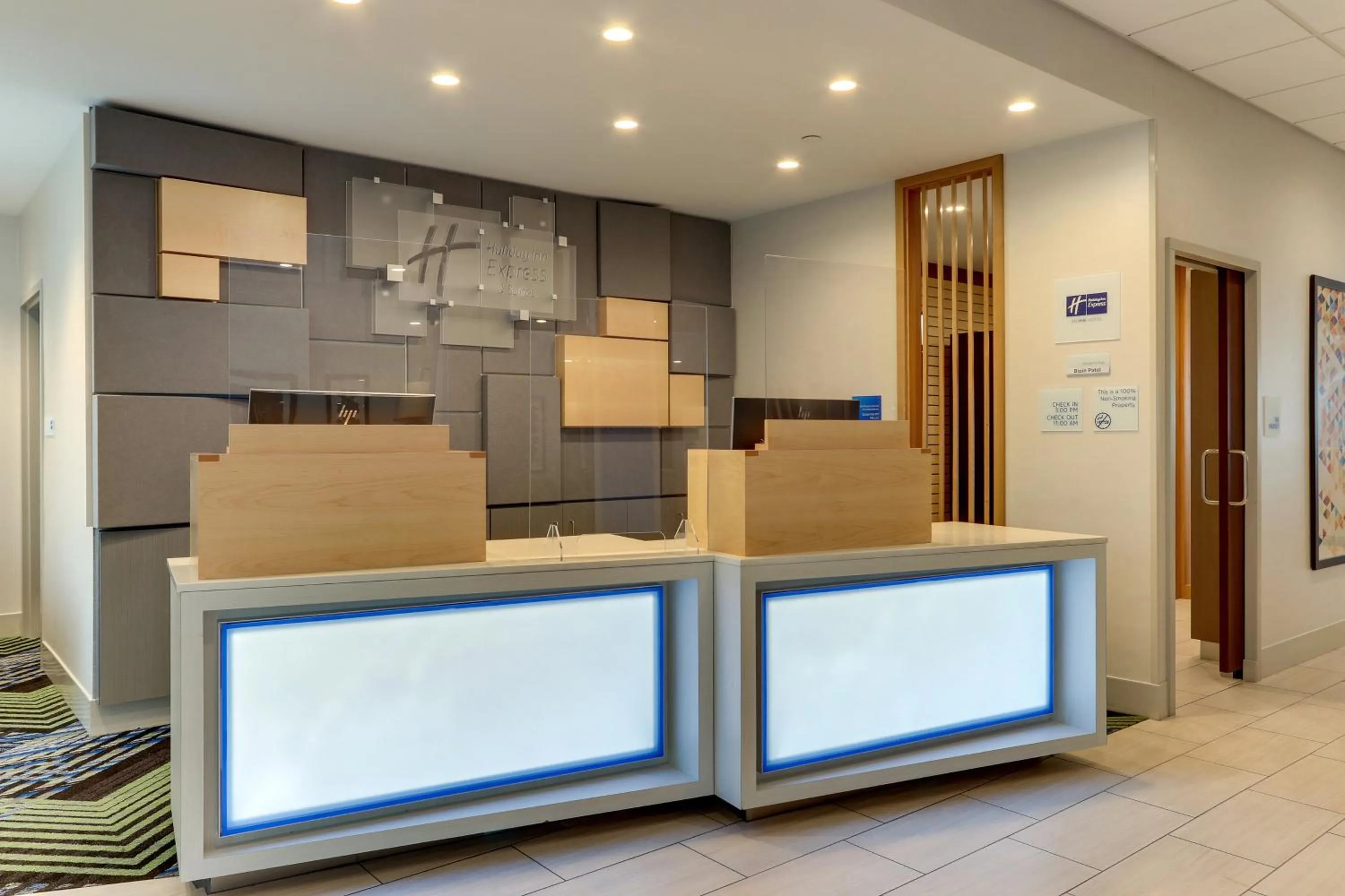 Property building in Holiday Inn Express & Suites - Saugerties - Hudson Valley by IHG