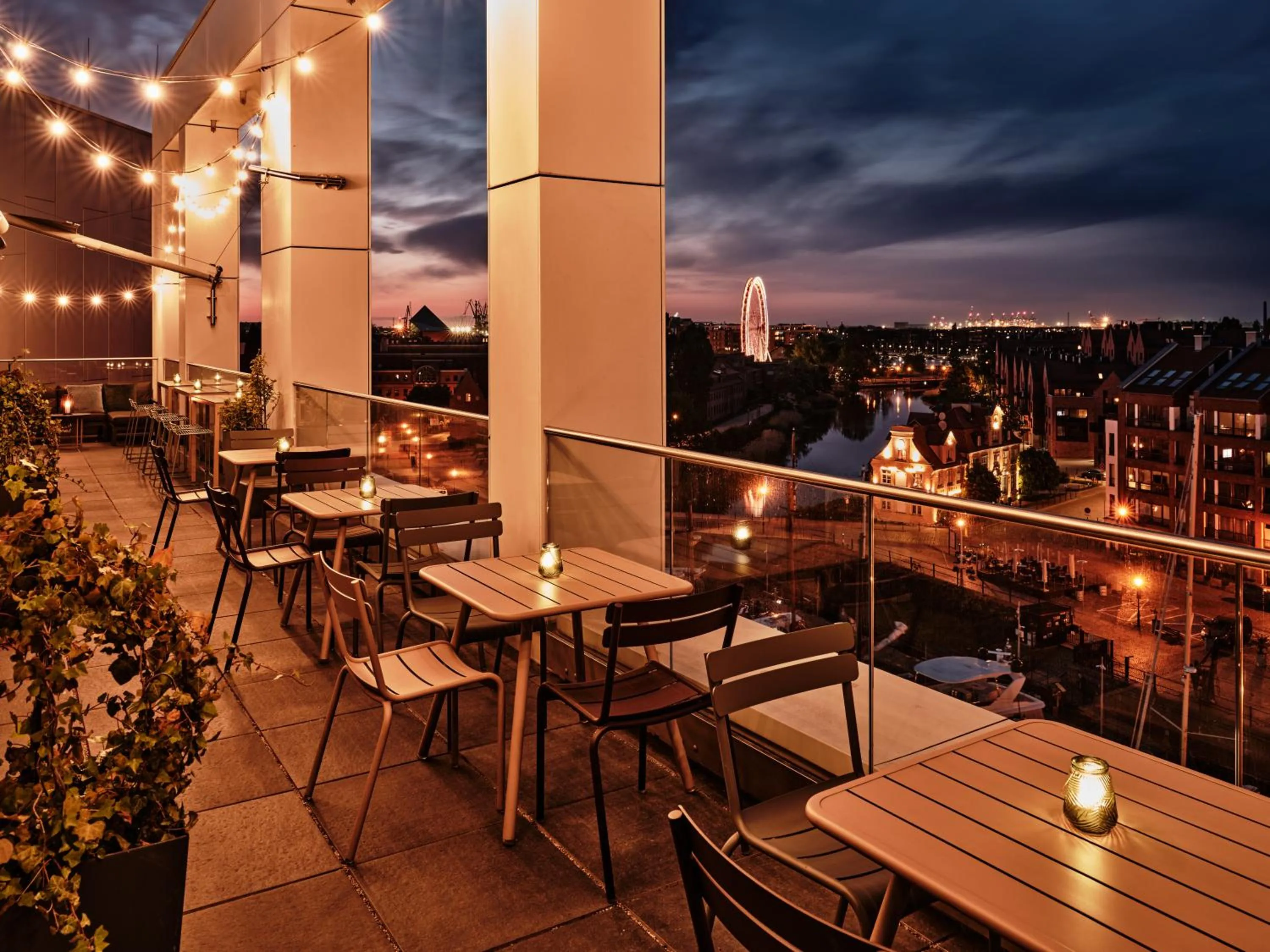 Restaurant/places to eat in Holiday Inn Gdansk - City Centre by IHG