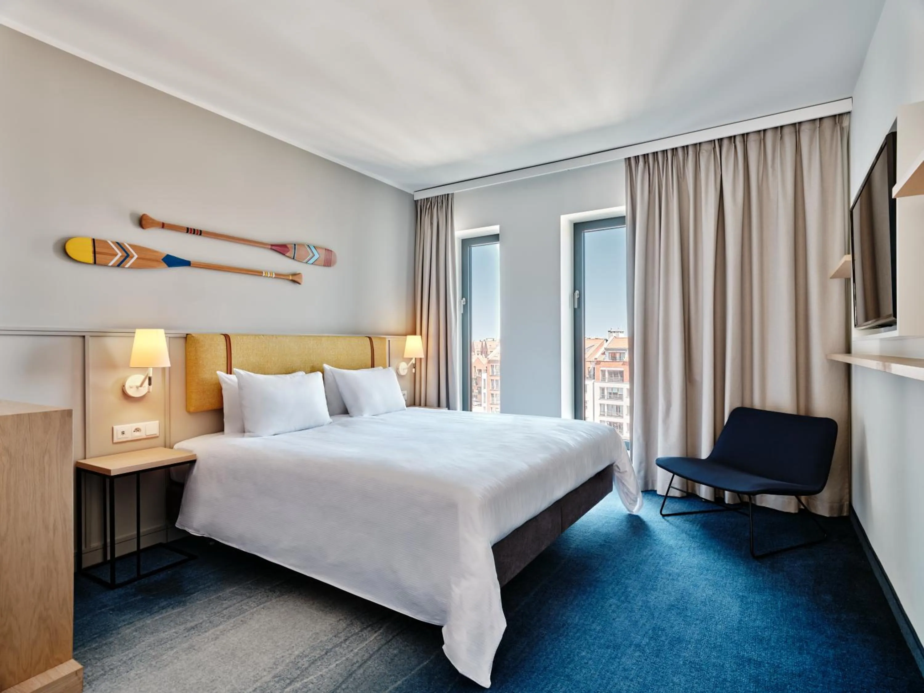 Bed in Holiday Inn Gdansk - City Centre by IHG