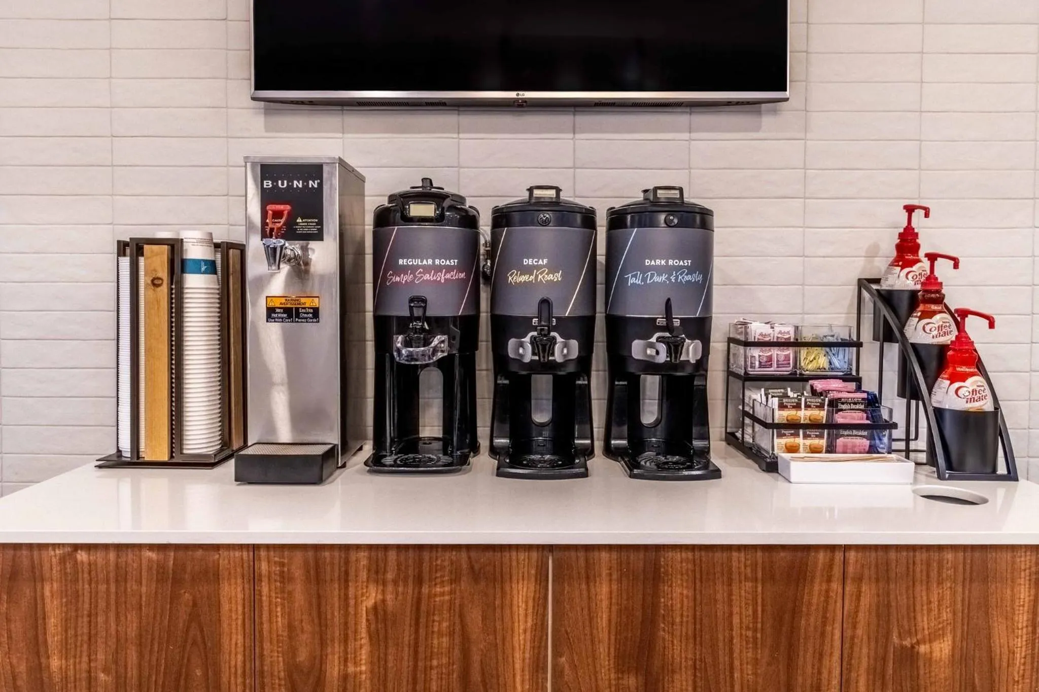 Breakfast in Holiday Inn Express & Suites - Halifax – Dartmouth