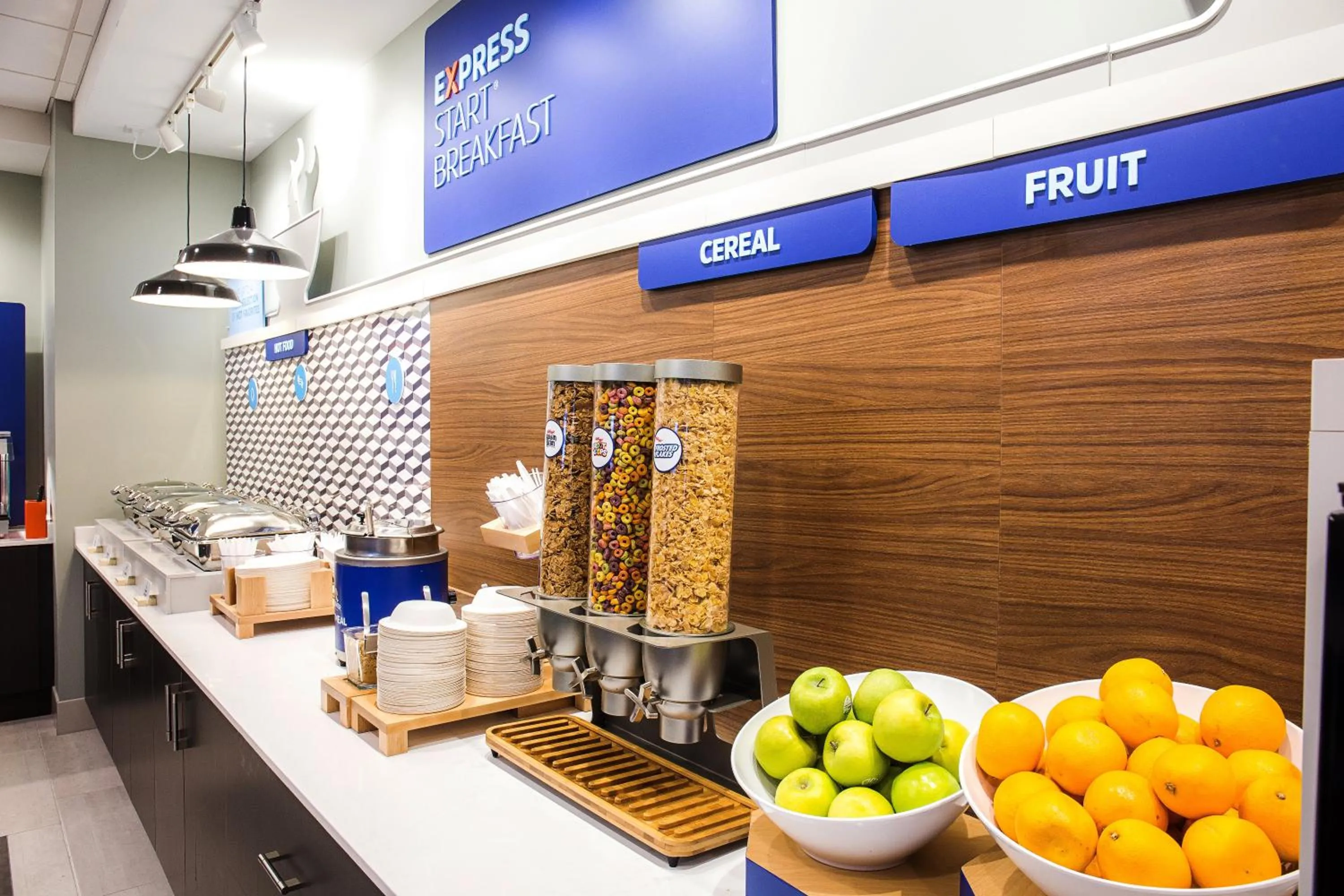 Breakfast in Holiday Inn Express & Suites - Halifax – Dartmouth