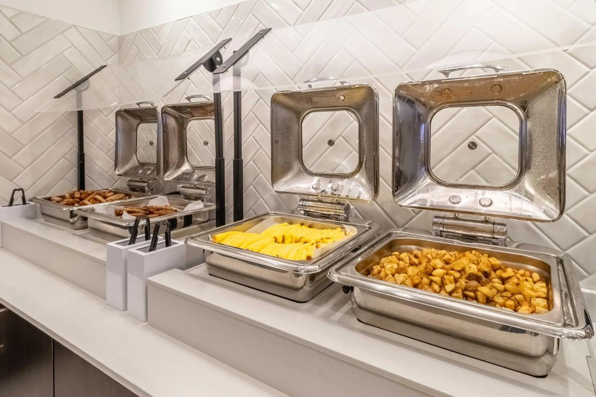 Breakfast in Holiday Inn Express & Suites - Halifax – Dartmouth