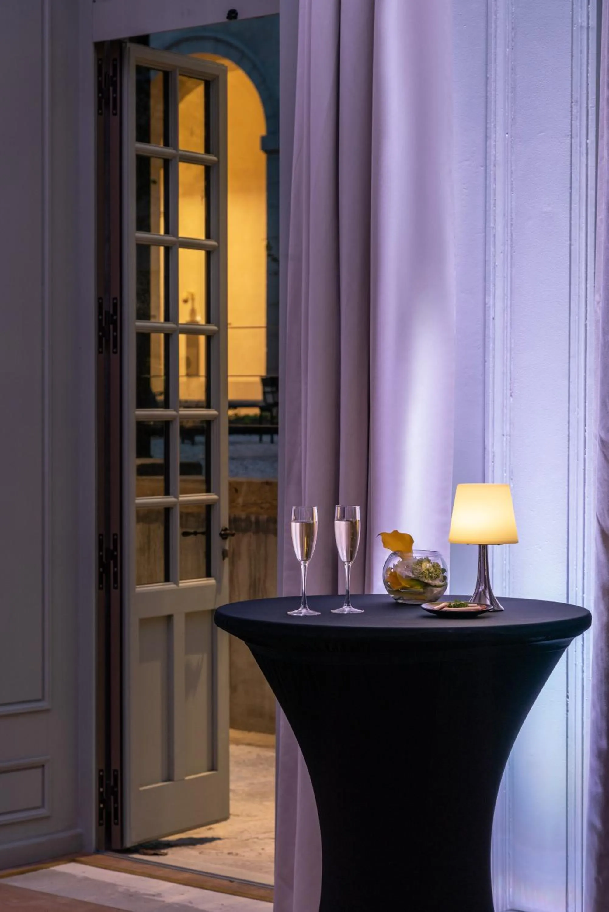 Meeting/conference room in InterContinental Lyon - Hotel Dieu by IHG