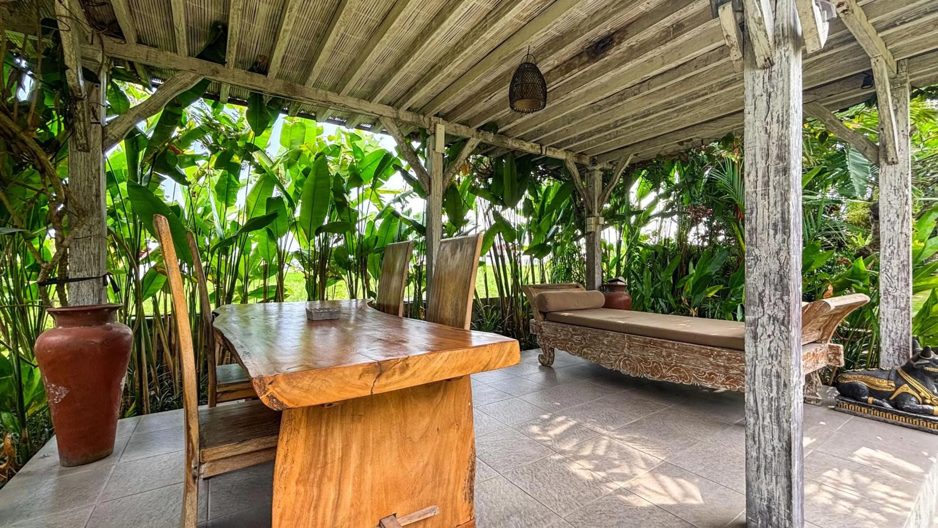 Garden in Villa Alisha Pererenan Canggu