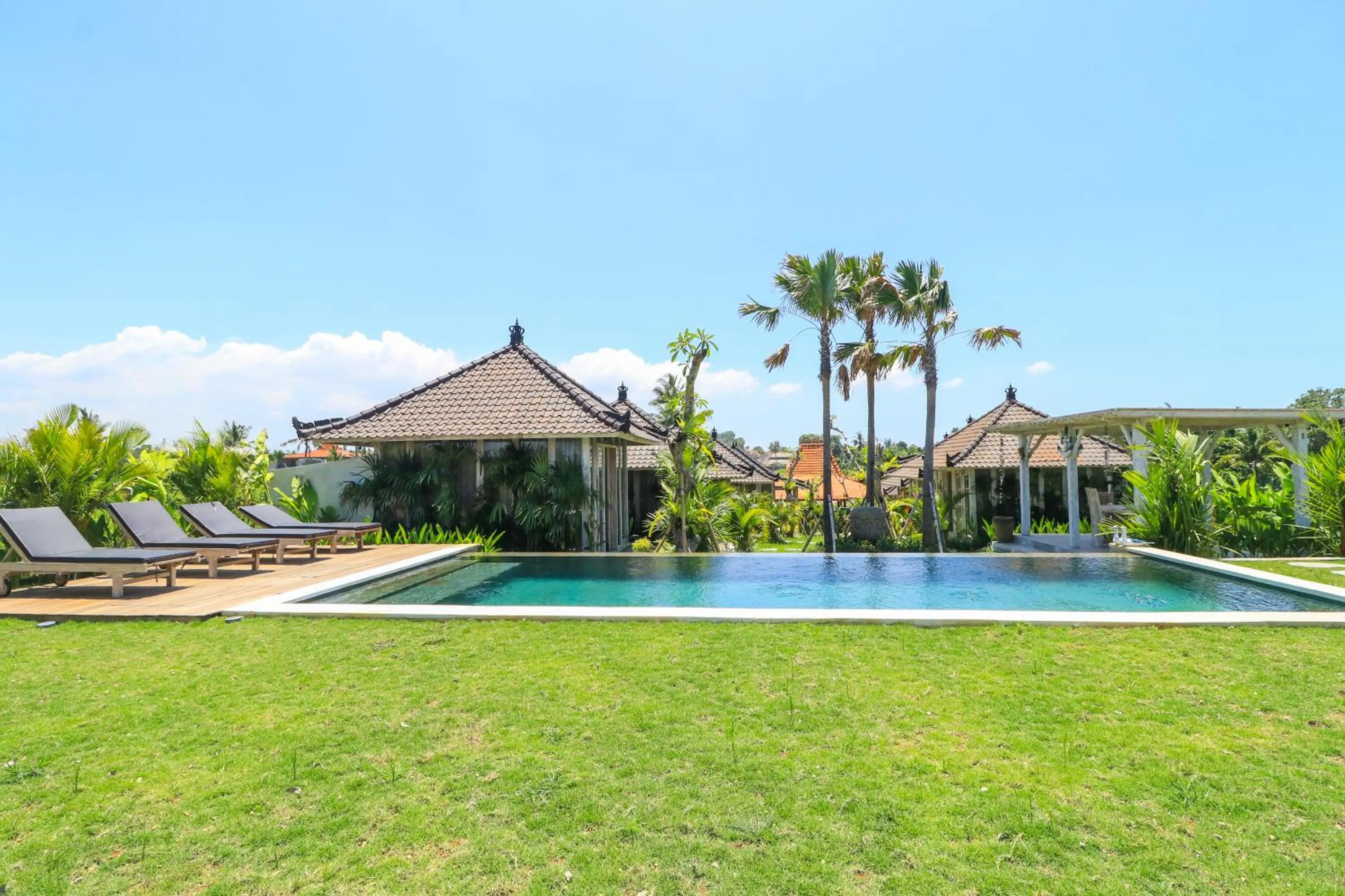 Pool view in Villa Alisha Pererenan Canggu