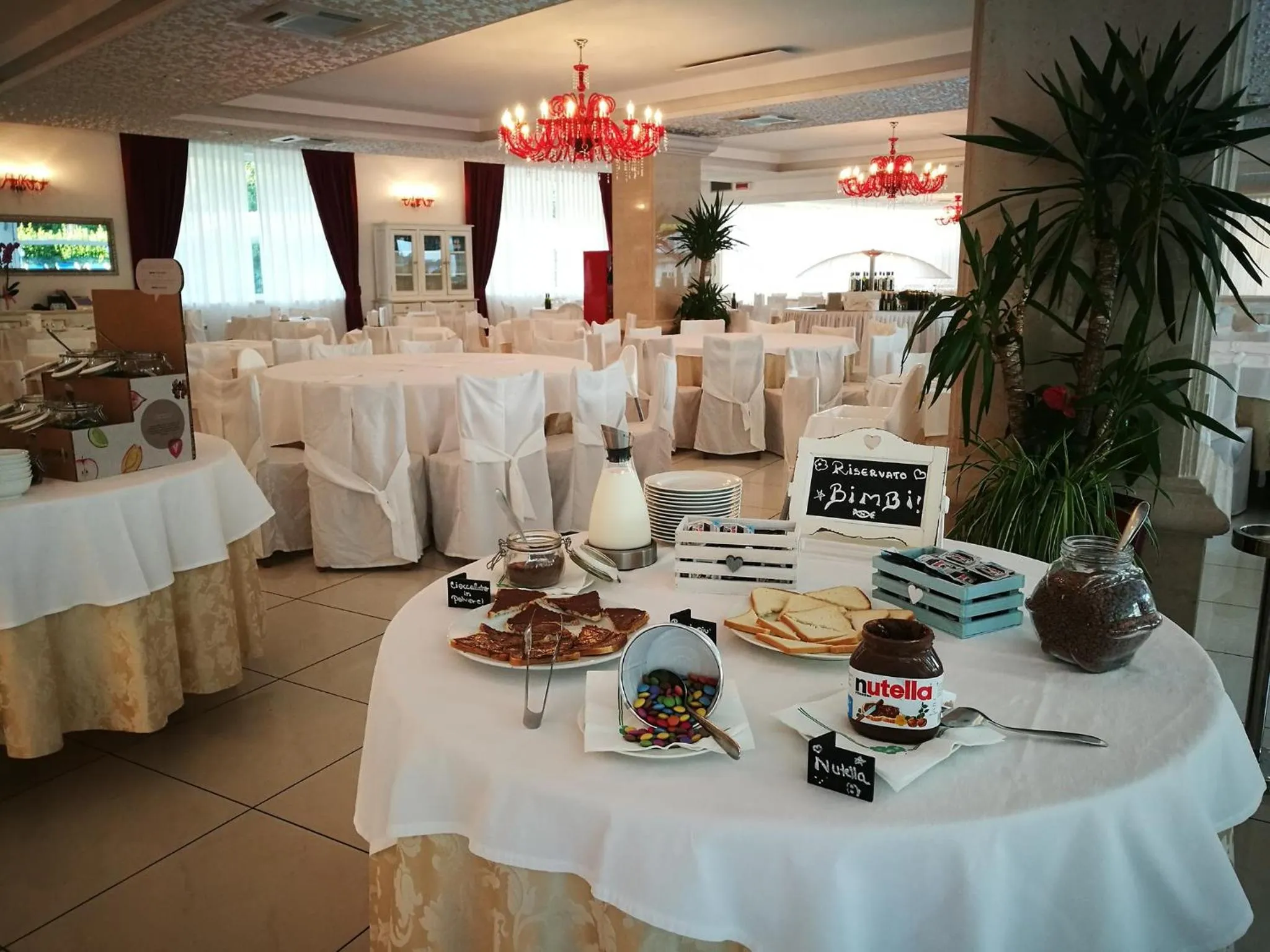 Buffet breakfast in Hotel Buratti