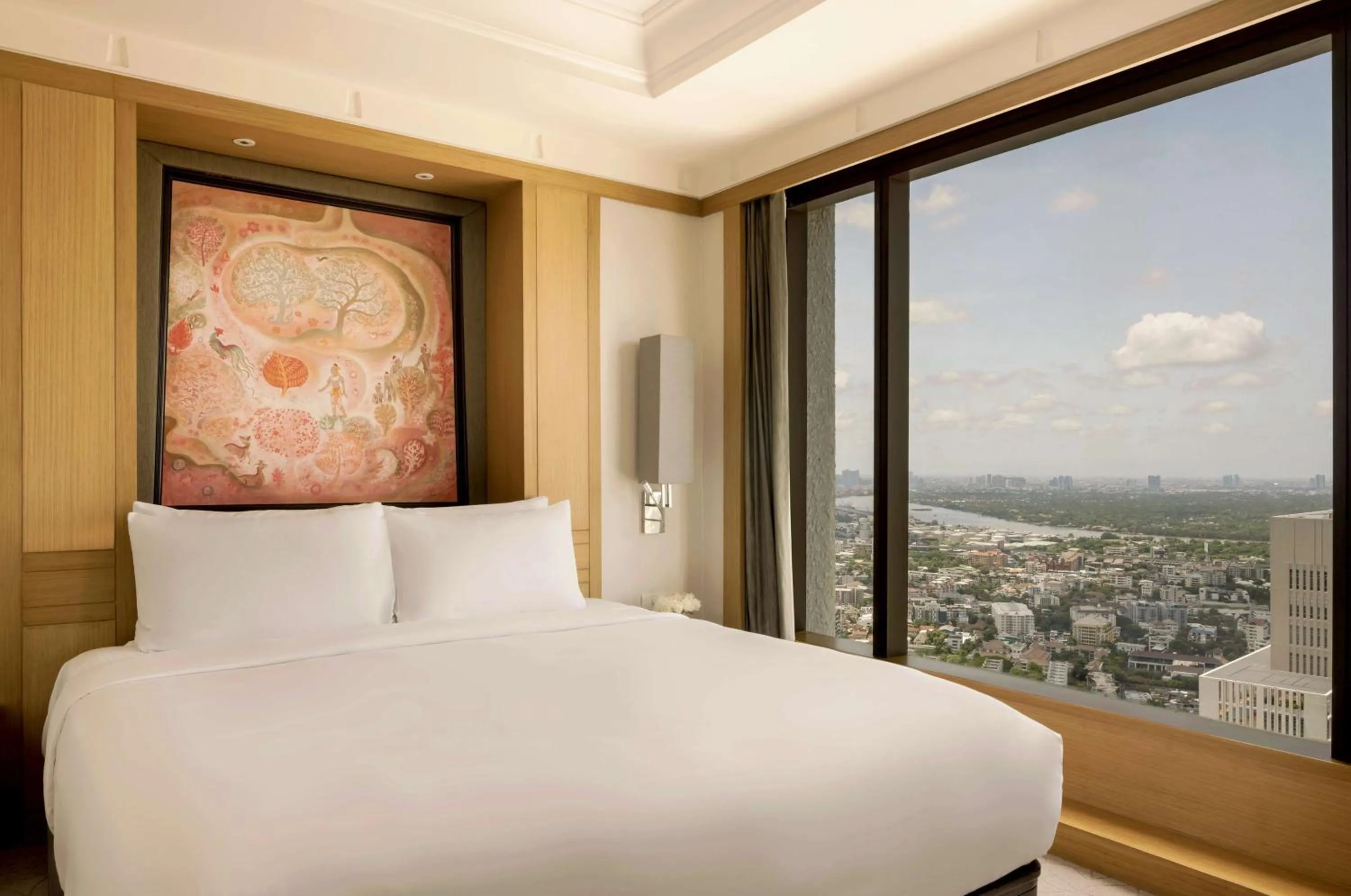 Property building, Bed in Banyan Tree Bangkok
