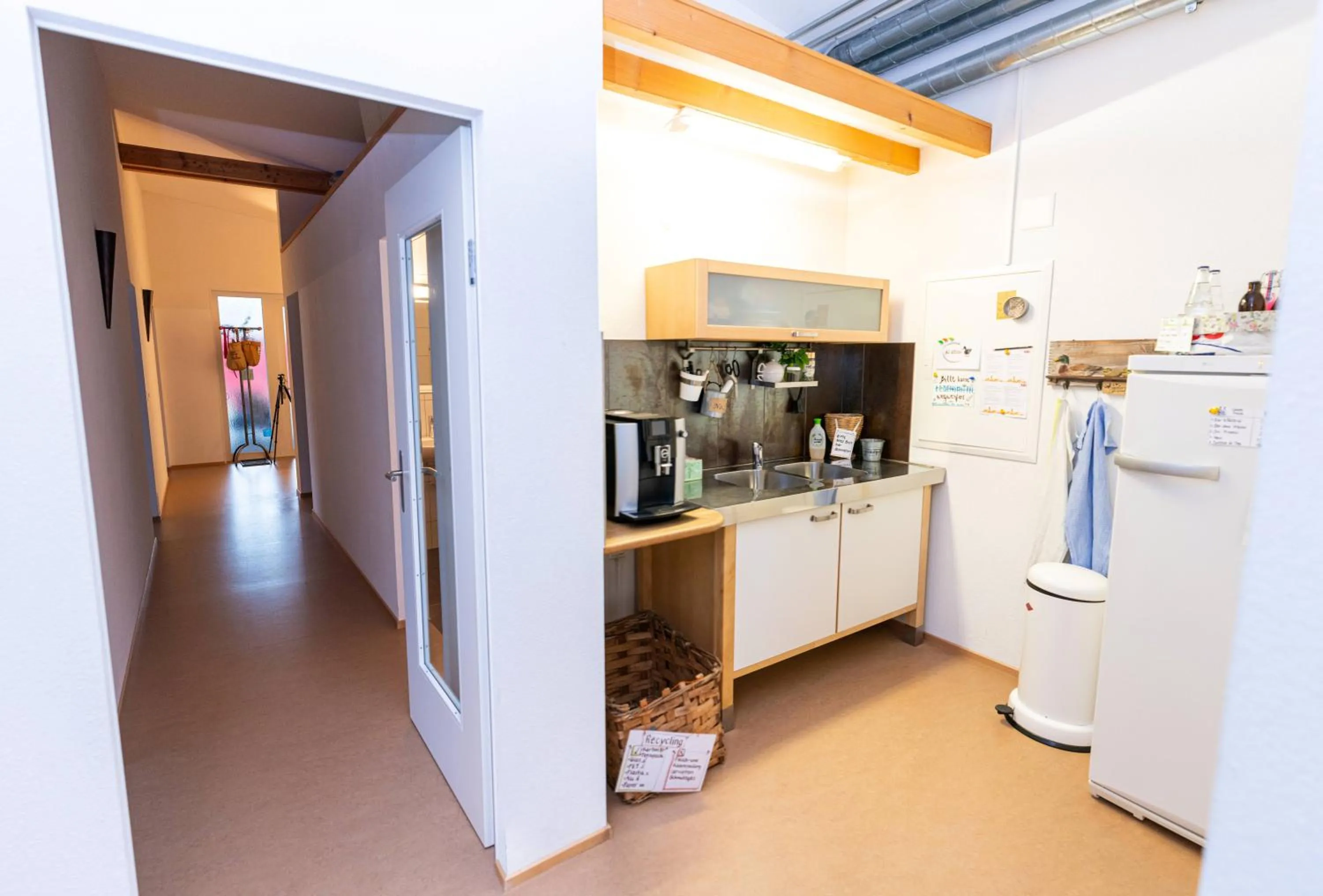 Kitchen or kitchenette in BnB Entensee