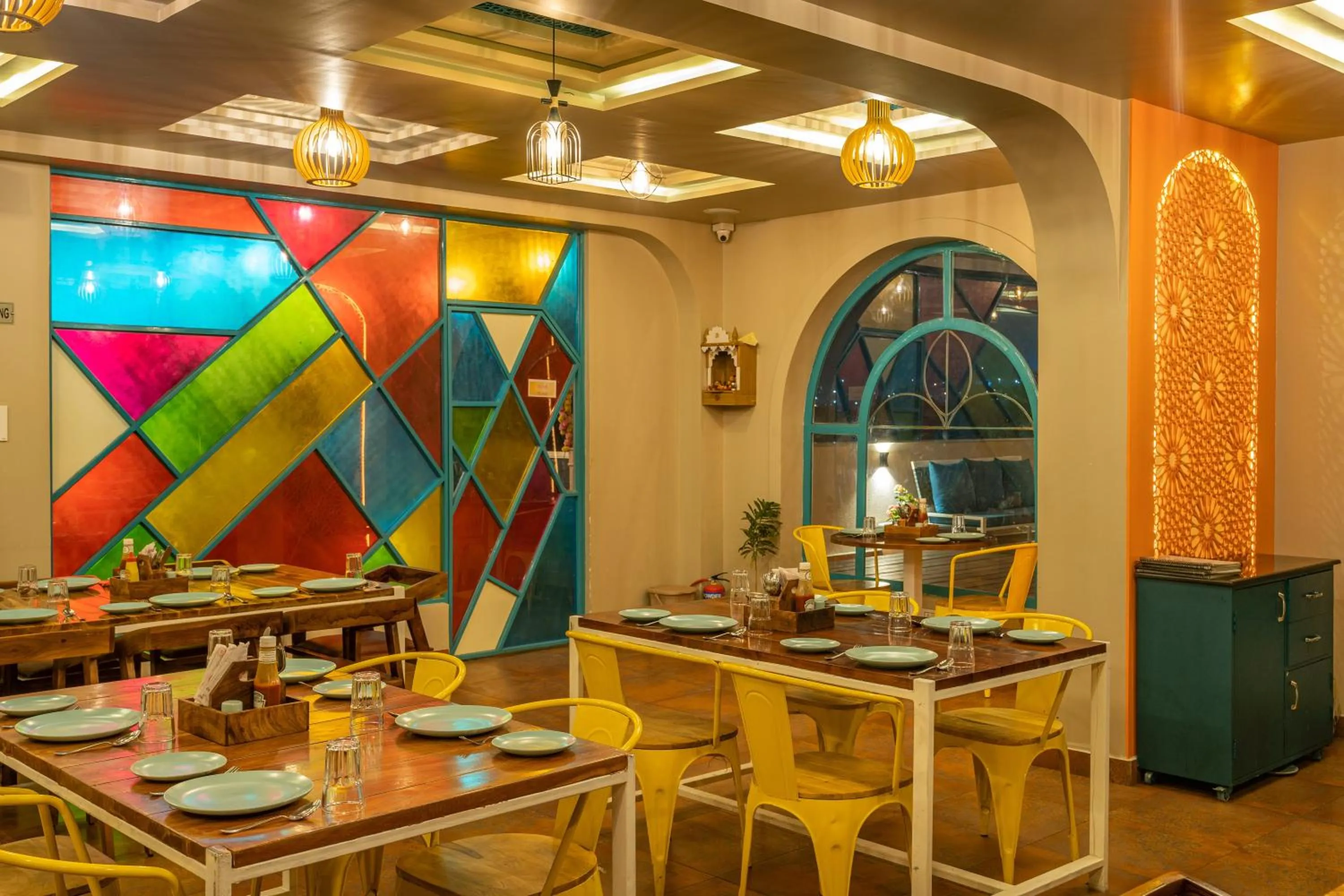 Restaurant/places to eat in Zostel Bundi