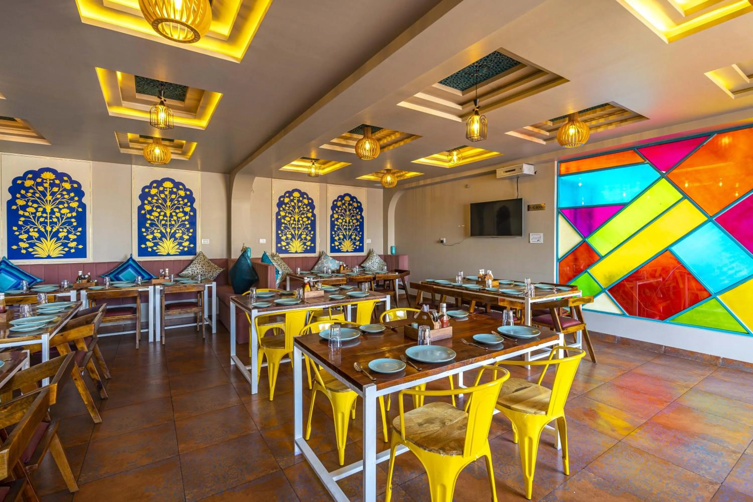 Restaurant/places to eat in Zostel Bundi