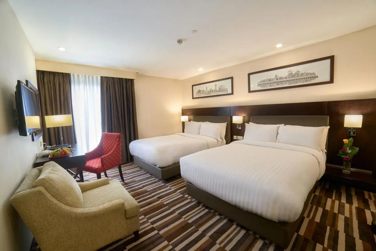 Bed in Avari Xpress Gulberg