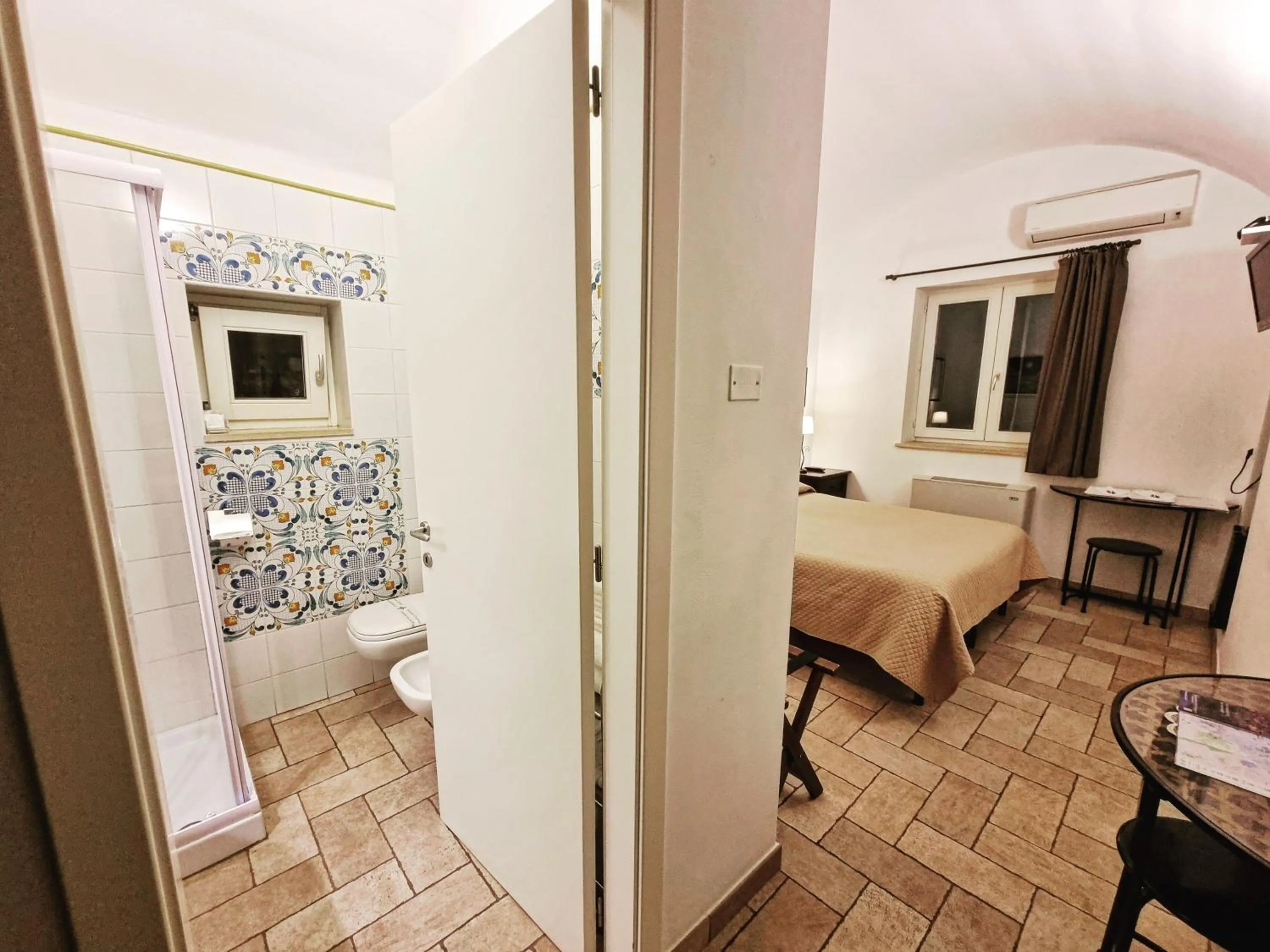 Toilet, Bed in Torretta ai Sassi