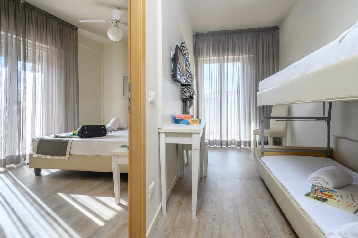 Photo of the whole room, Bed in Atlas Hotel