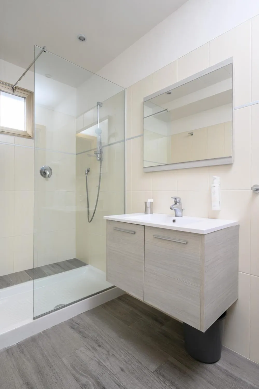 Bathroom in Atlas Hotel