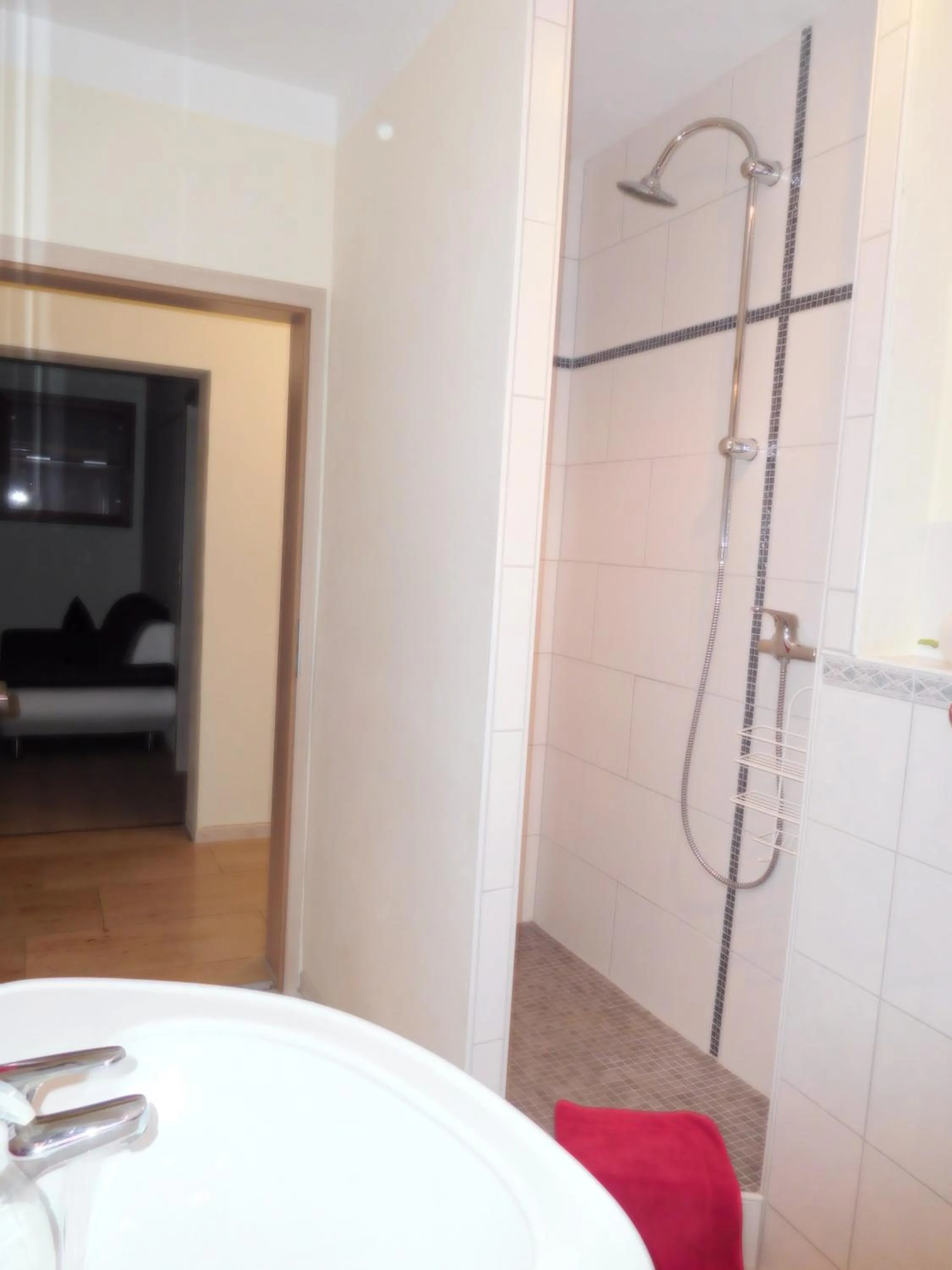 Shower in Kirschberghof Gästehaus und Weinverkauf