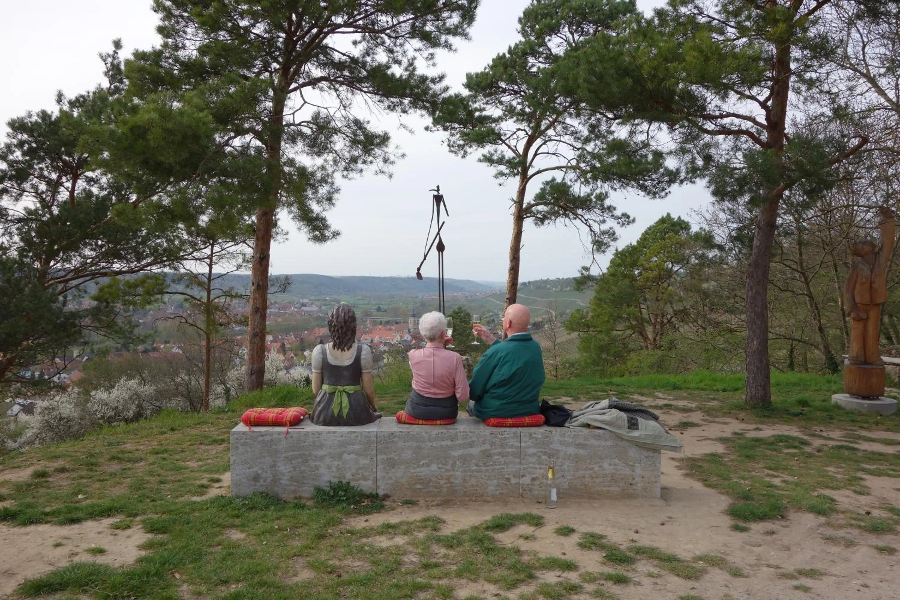 Area and facilities in Kirschberghof Gästehaus und Weinverkauf