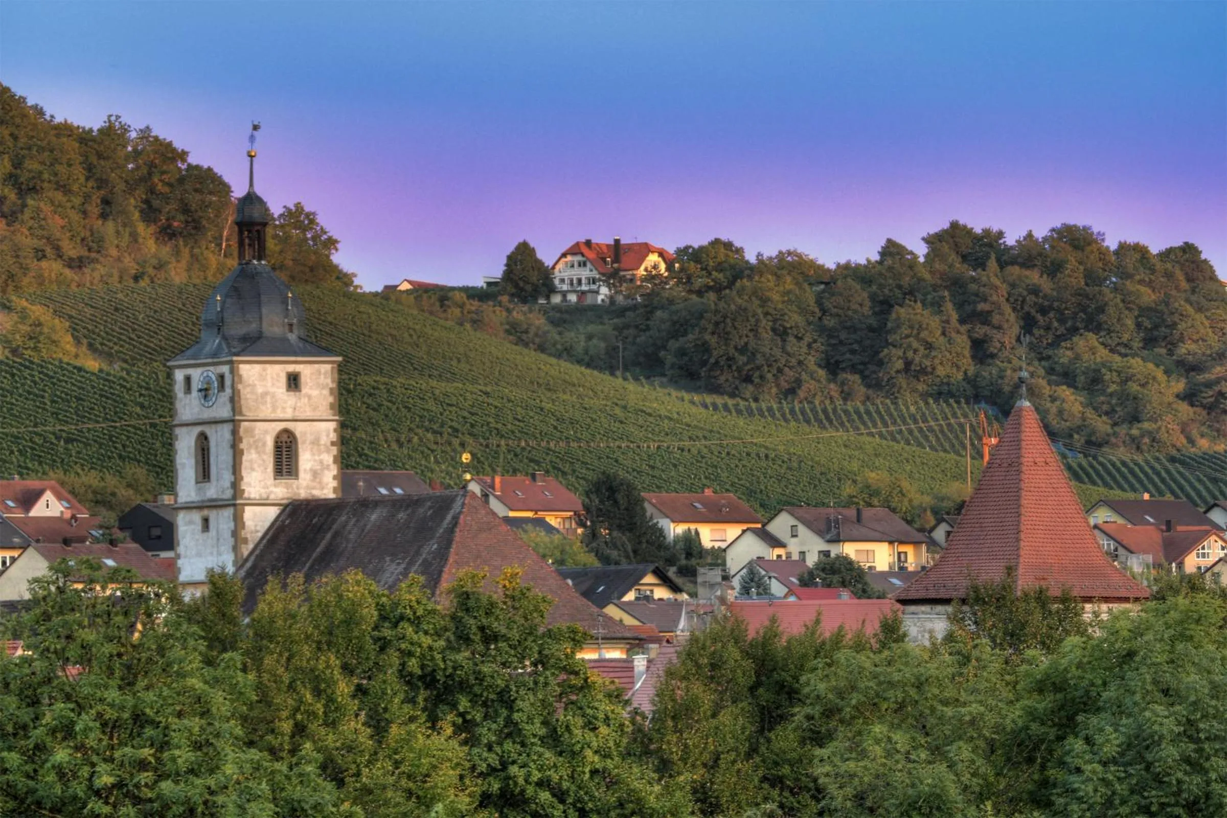 Property building in Kirschberghof Gästehaus und Weinverkauf