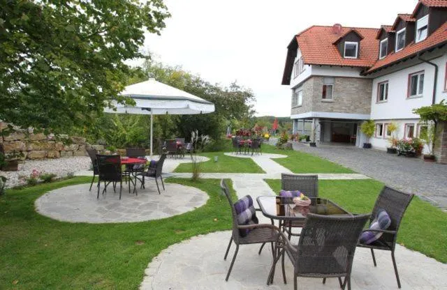 Property building in Kirschberghof Gästehaus und Weinverkauf