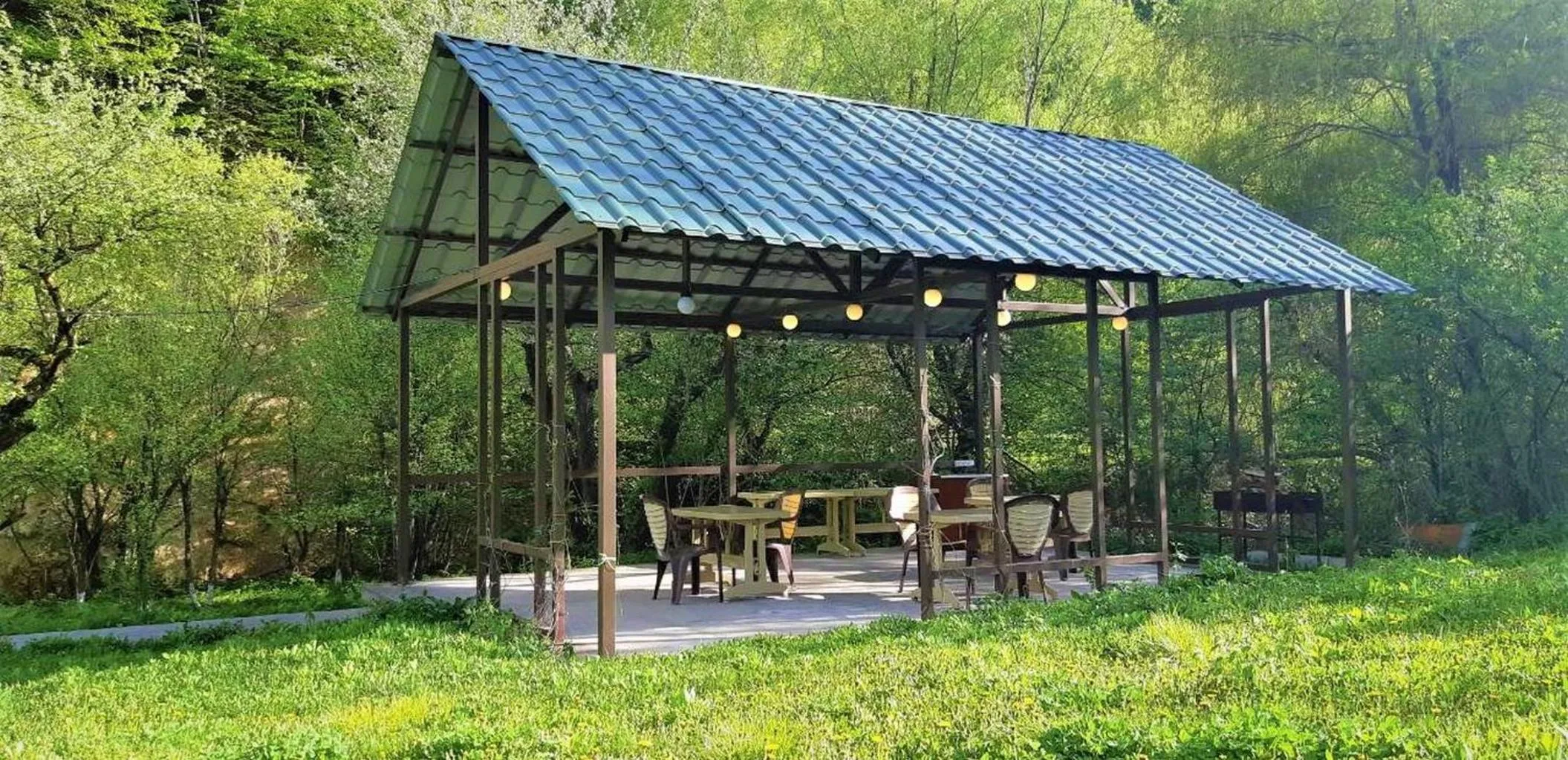 Garden in Ariana Family Hotel