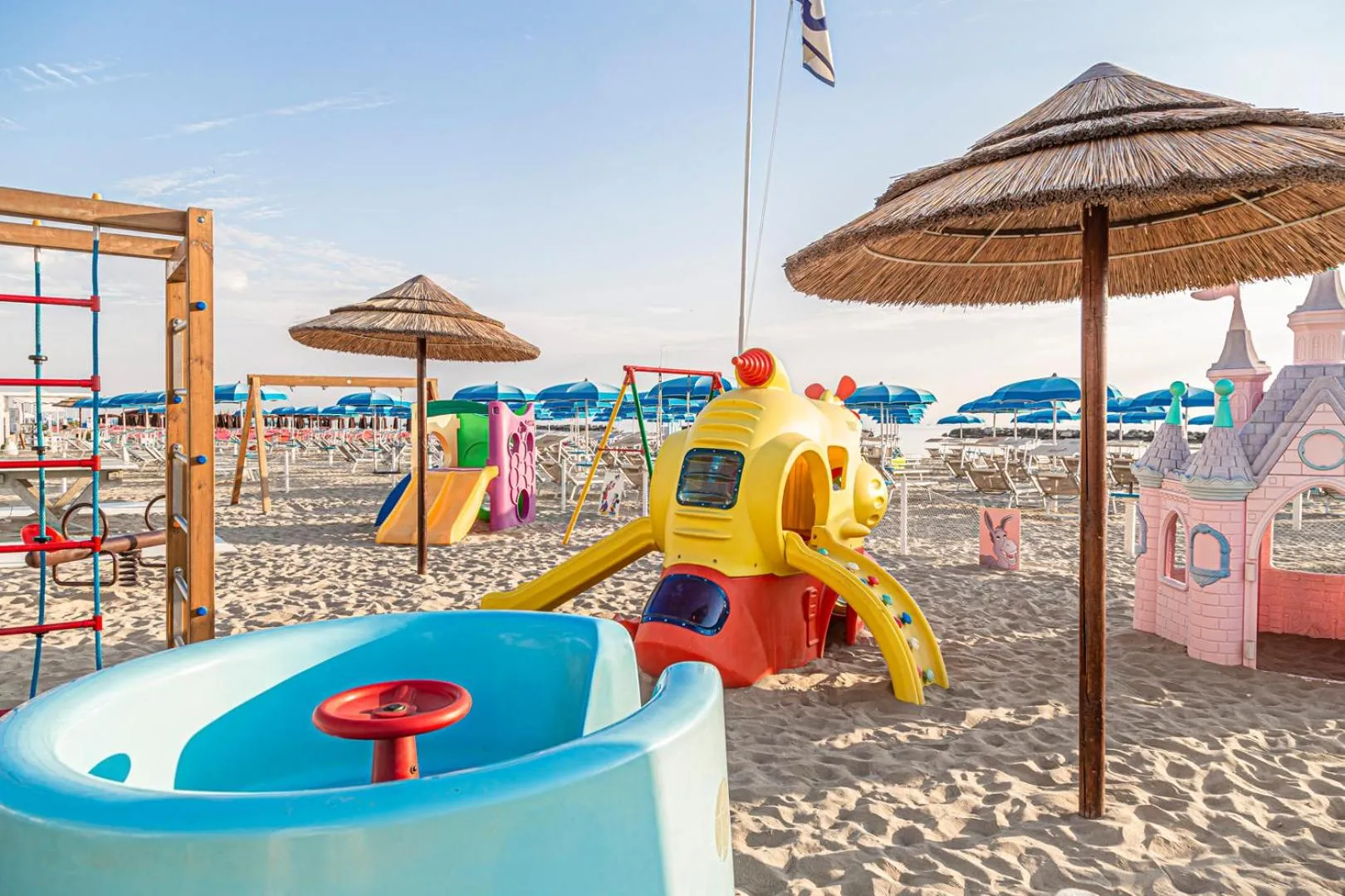 Beach in Hotel Cola Frontemare