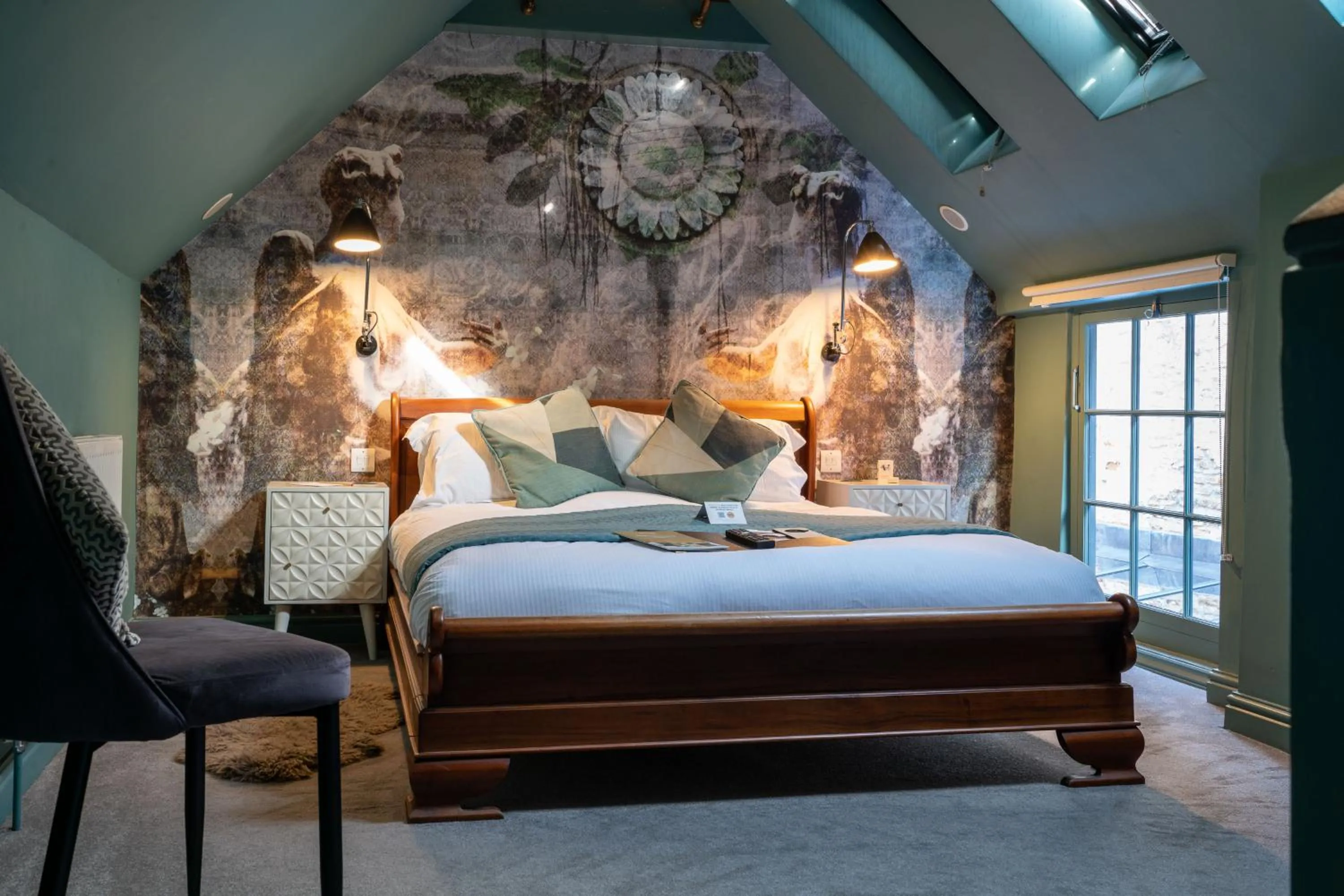 Bed in The Archangel,Restaurant & Bar with Rooms