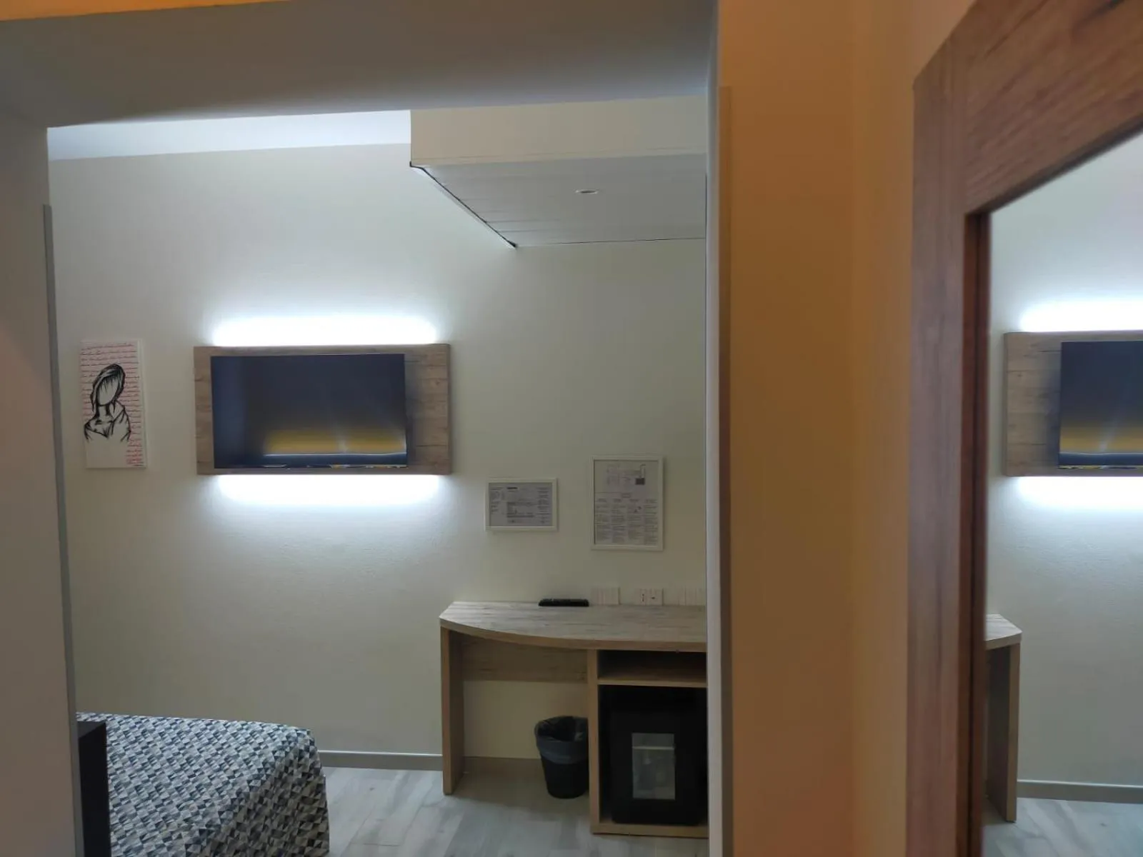 hair dresser in Maritan Hotel & Spa