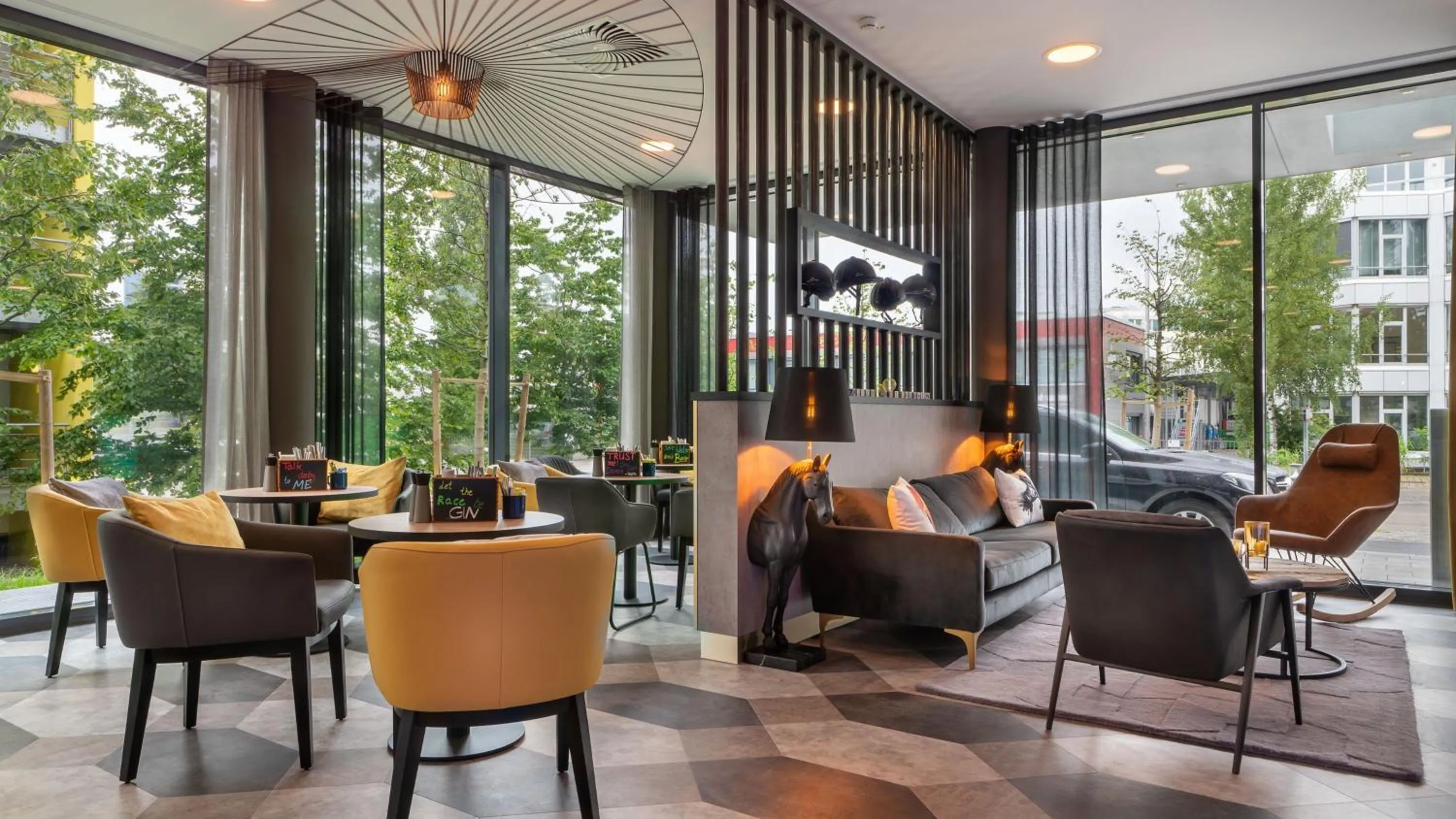 Property building in Holiday Inn - the niu, Fury Aschheim Messe by IHG