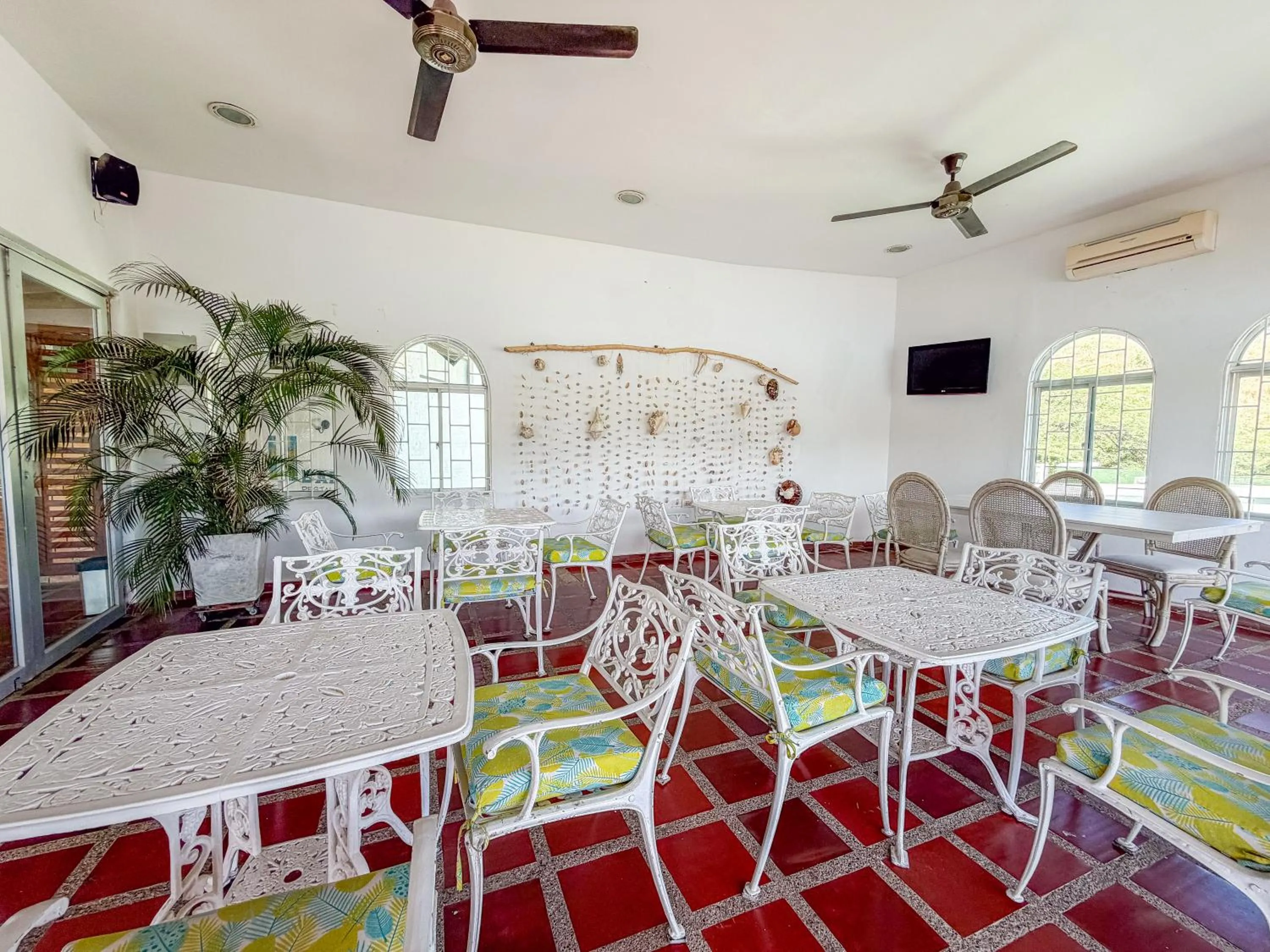 Restaurant/places to eat in Hotel Bahia Taganga