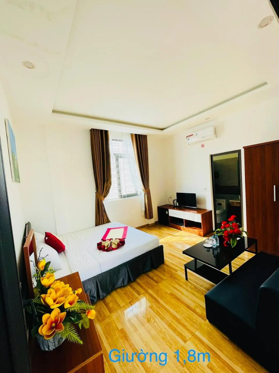 Bed in Sapphire Hotel Hue