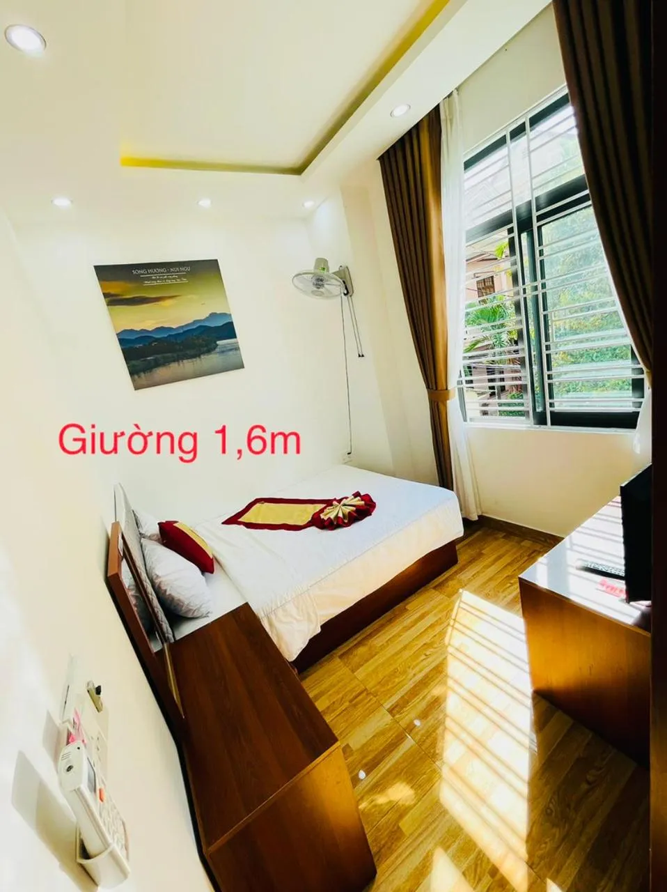 Bed in Sapphire Hotel Hue