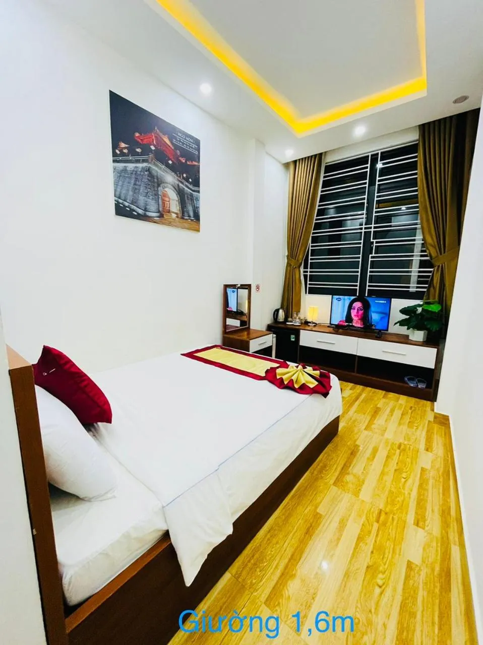 Bed in Sapphire Hotel Hue