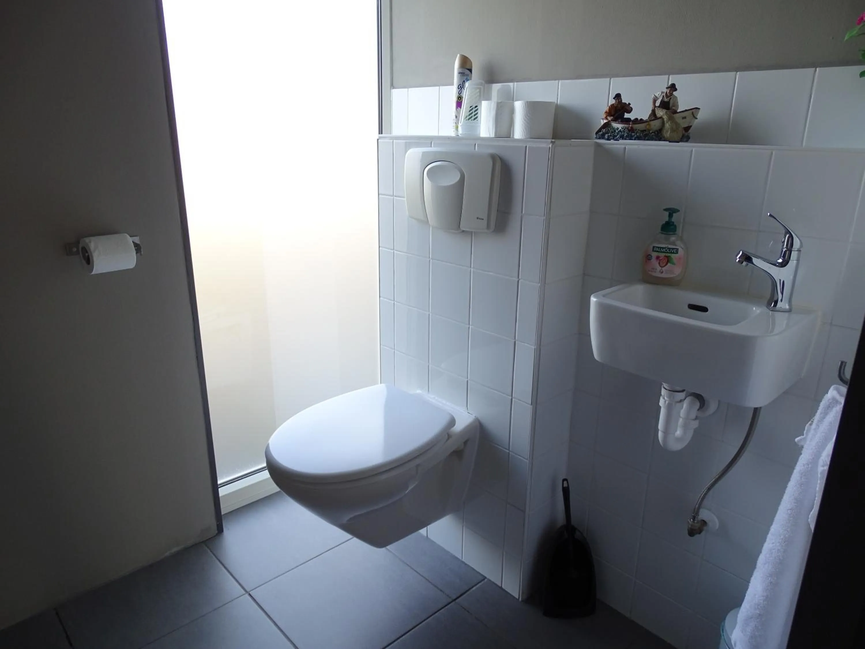 Toilet in B&B Tulden Farmhouse