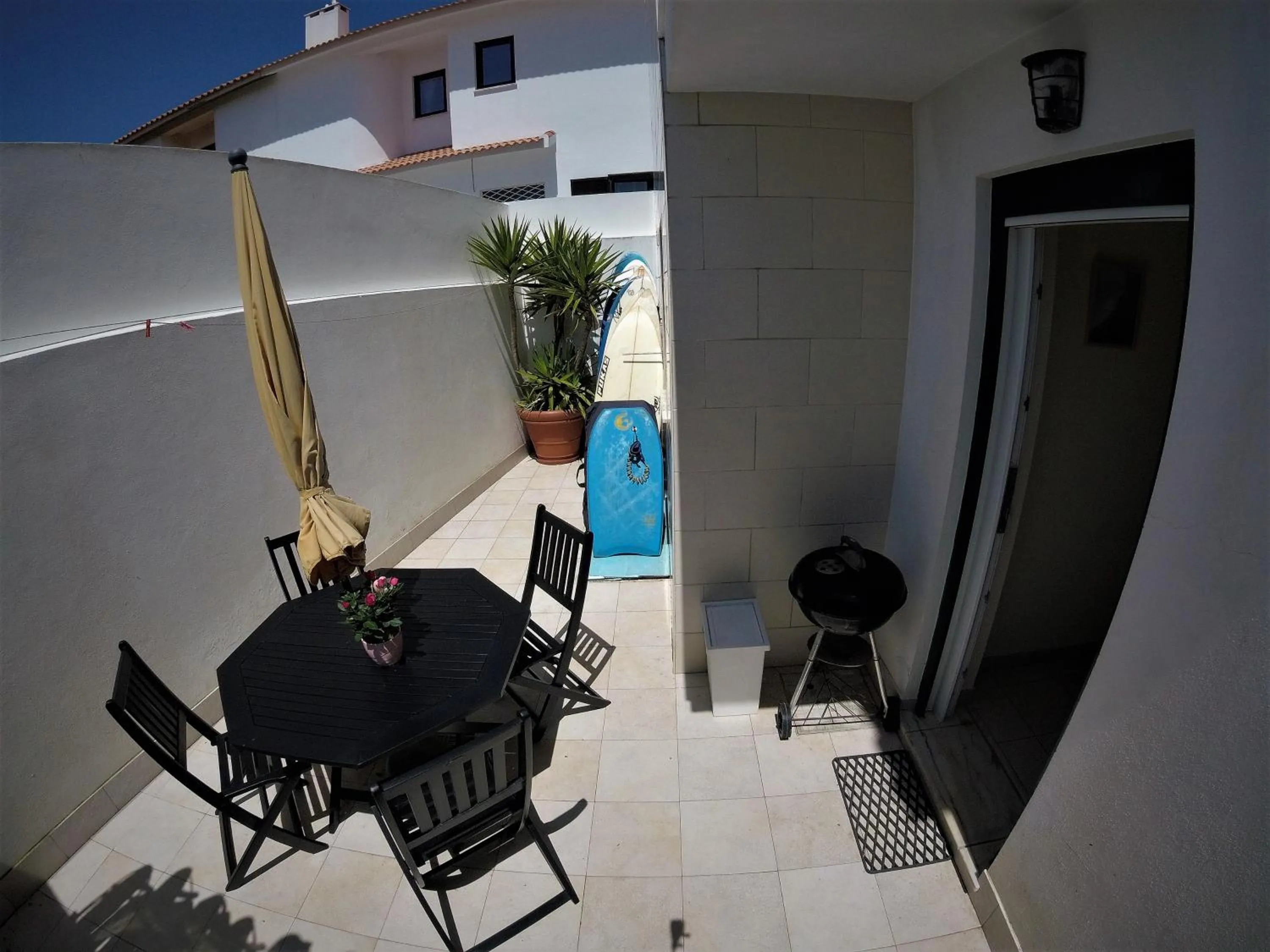 Patio in Peniche Surf Lodge 1