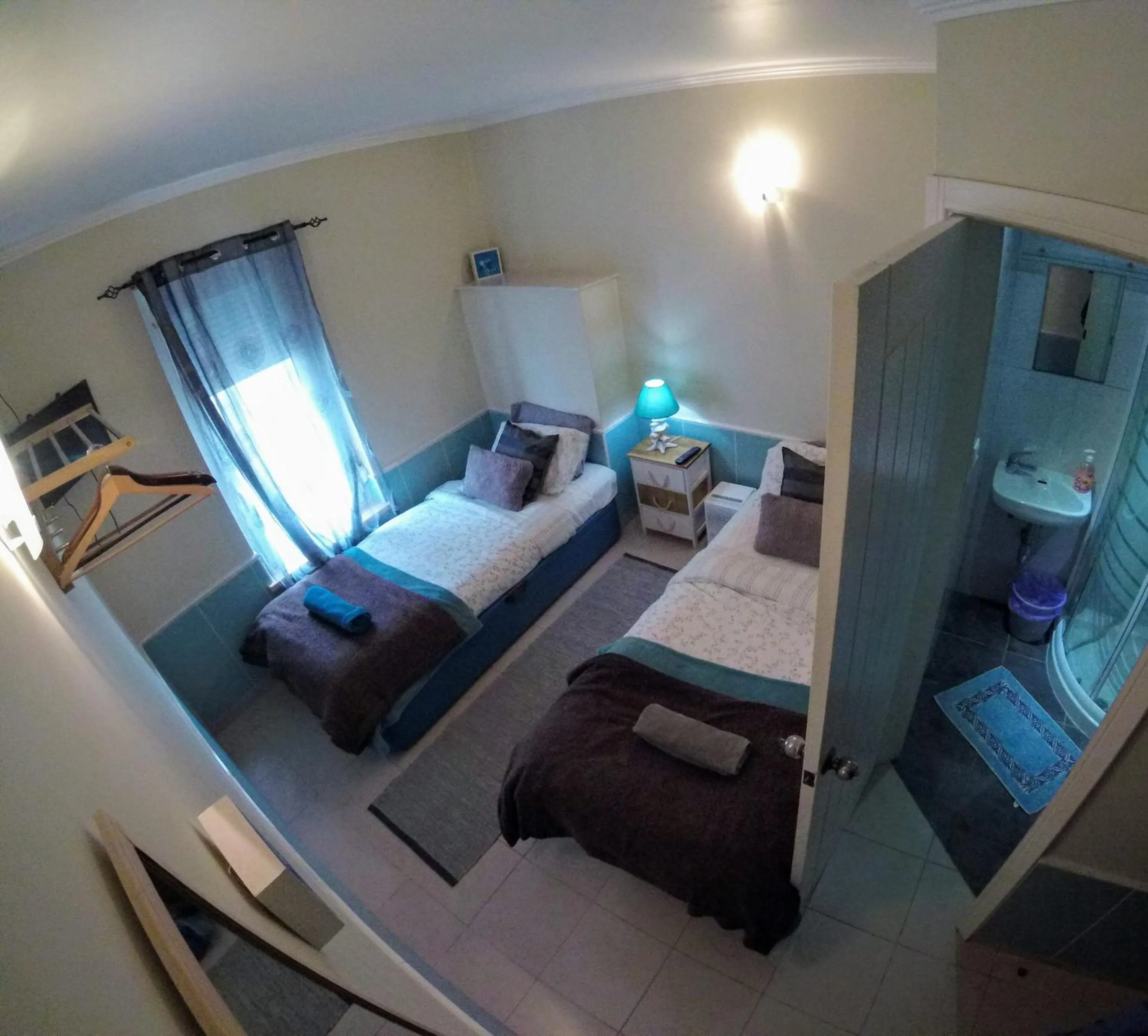 Patio, Bed in Peniche Surf Lodge 1