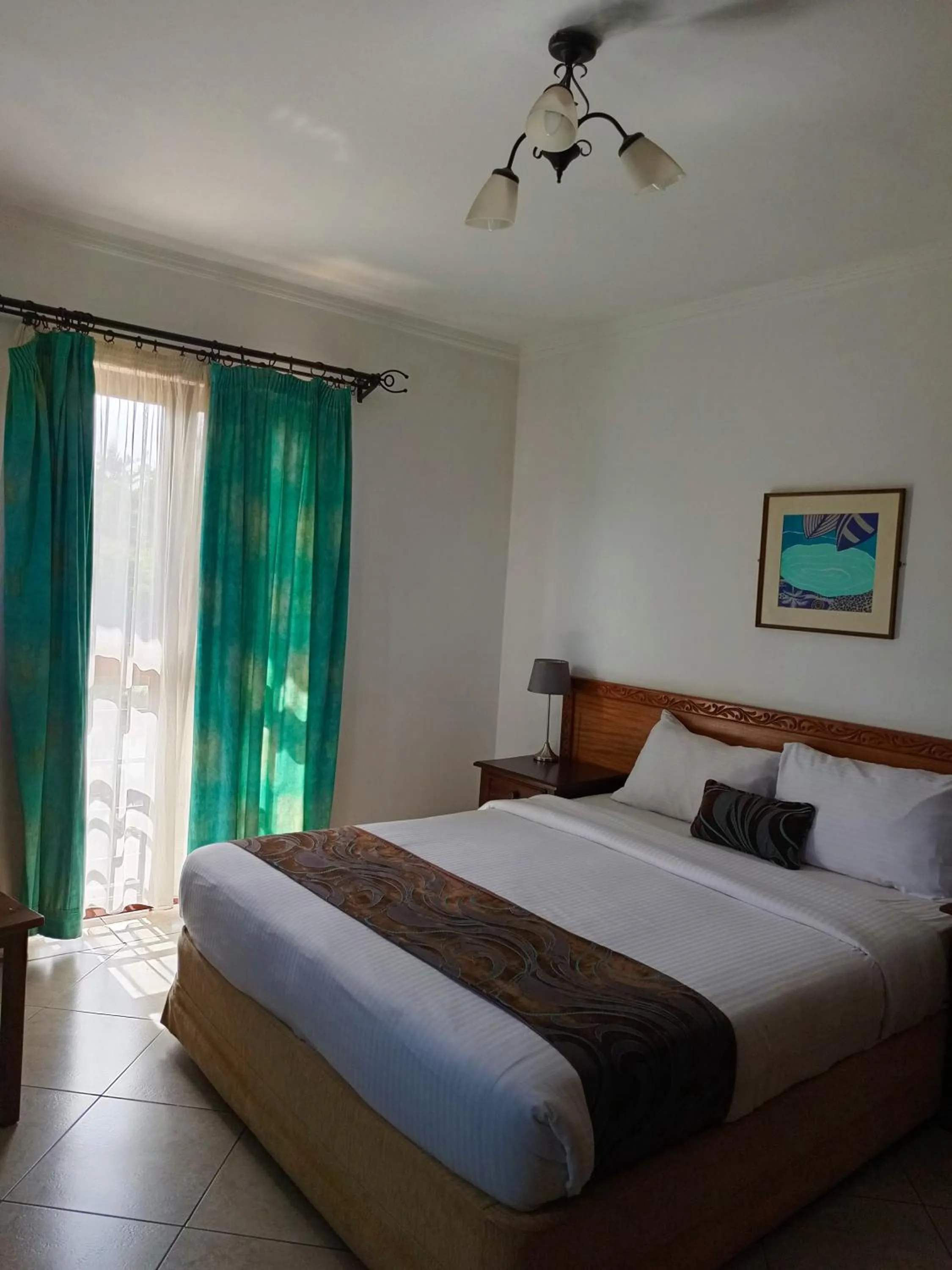 Bedroom, Bed in The Heron By Sarovar Portico India