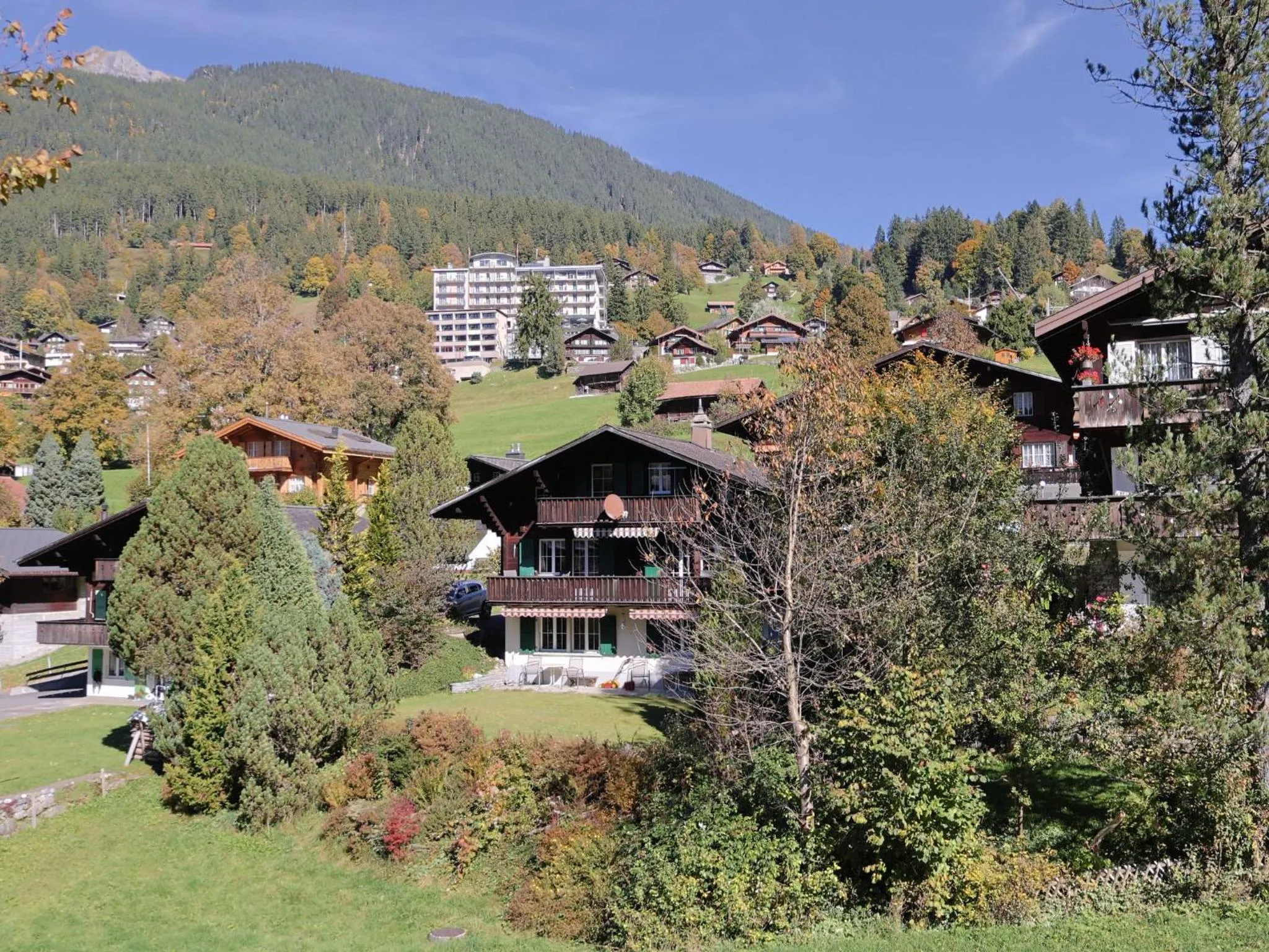 Property building in Apartment Chalet Spassvogel by Interhome