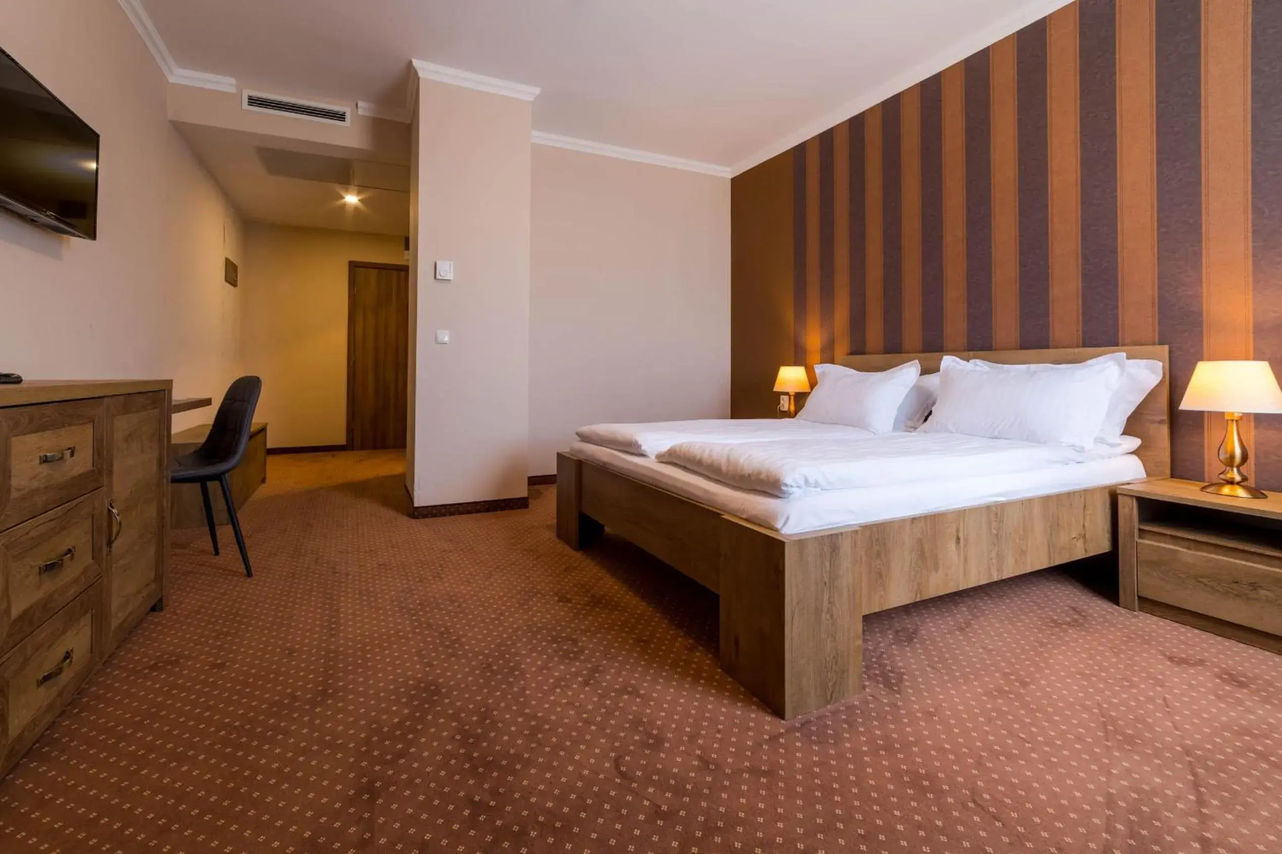 Superior Double Room in Sky Hotel Superior Double Room in Sky Hotel