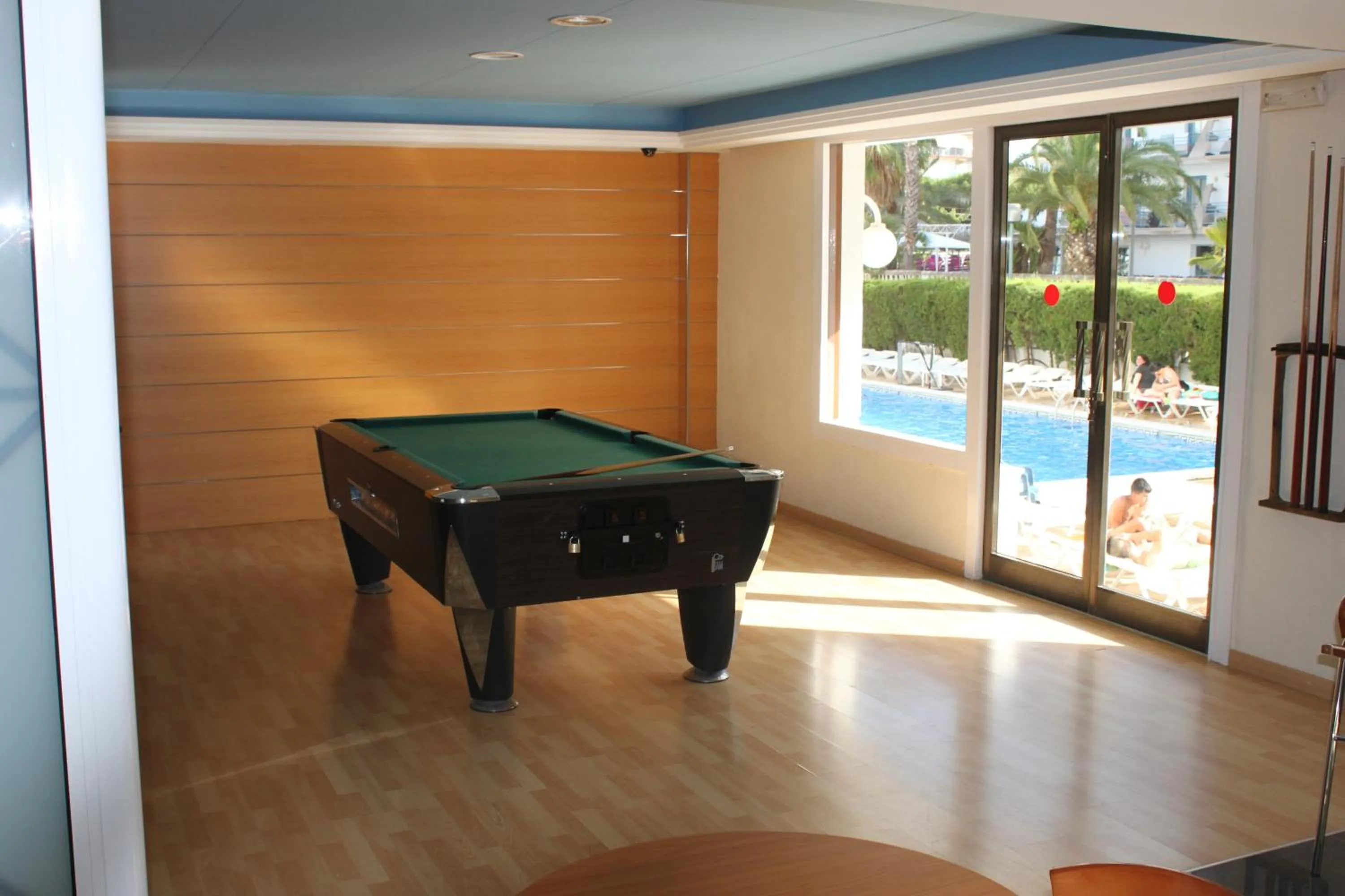 Billiard in Hotel Riviera