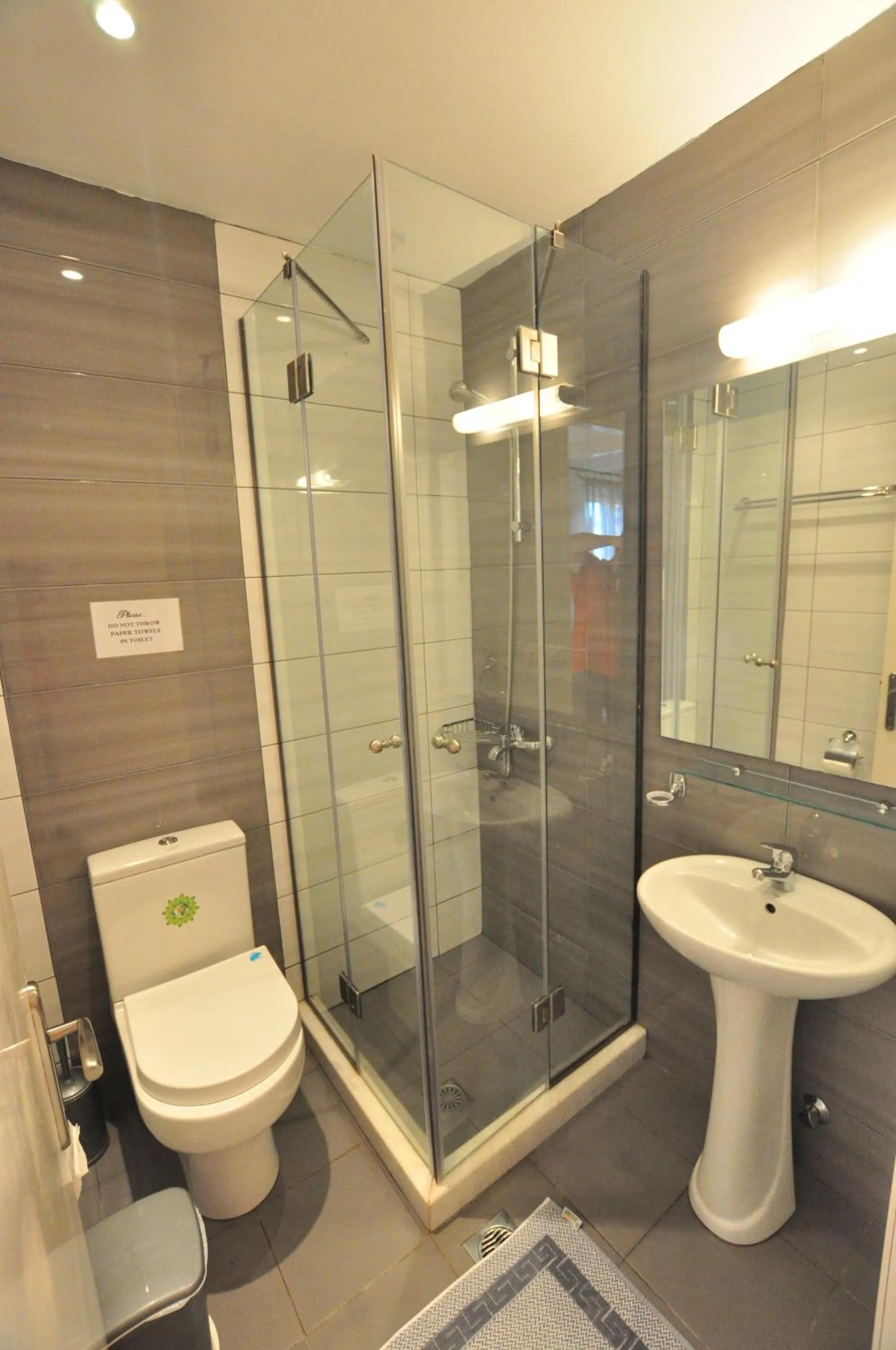 Bathroom in Acharavi Garden