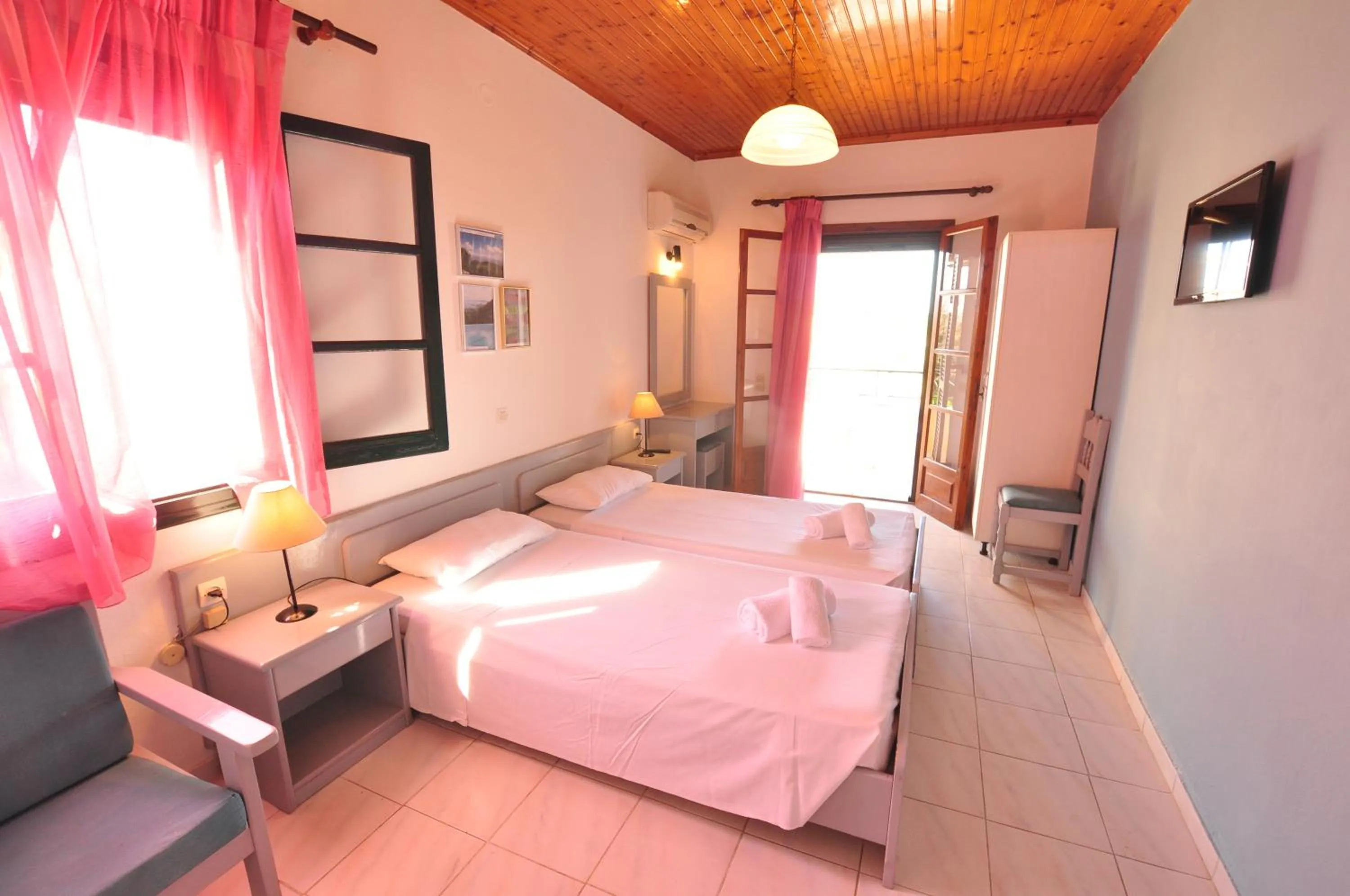 Bedroom in Acharavi Garden