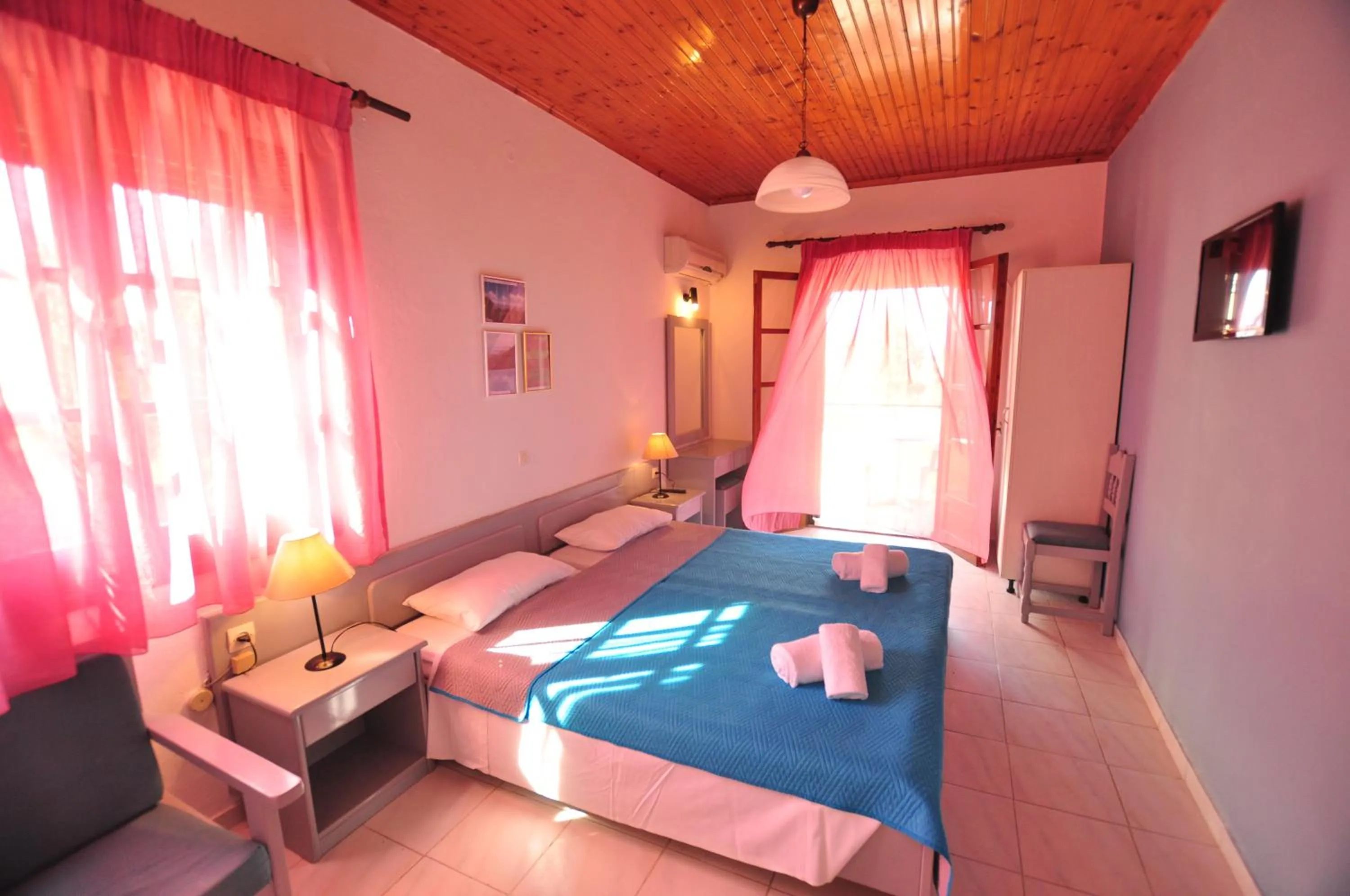 Bedroom in Acharavi Garden